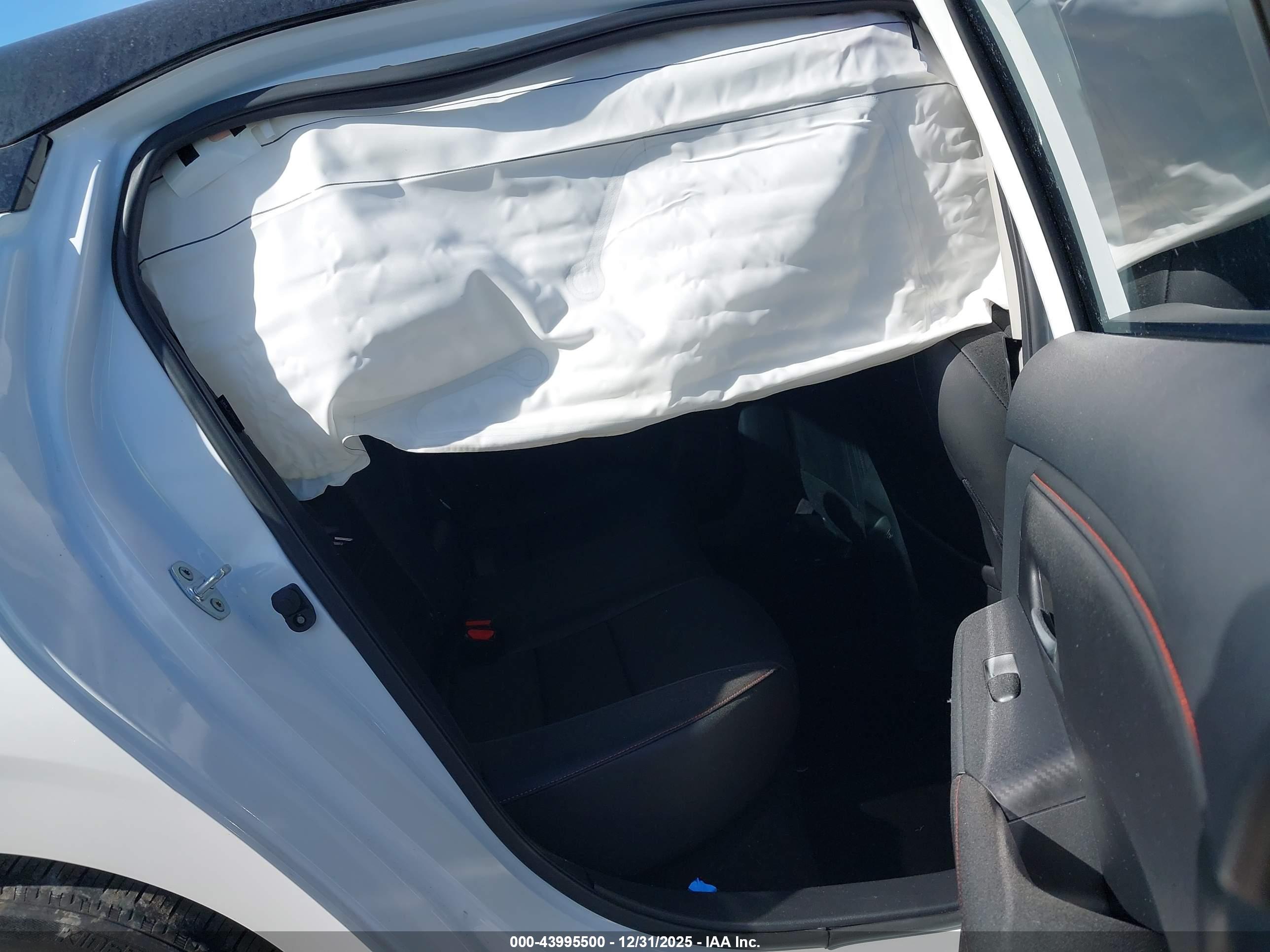 NISSAN SENTRA image 8
