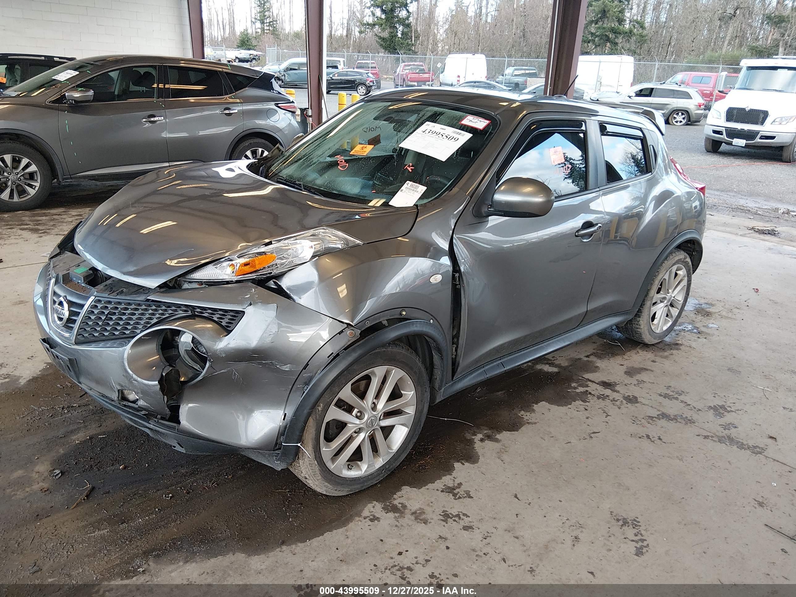 NISSAN JUKE image 2