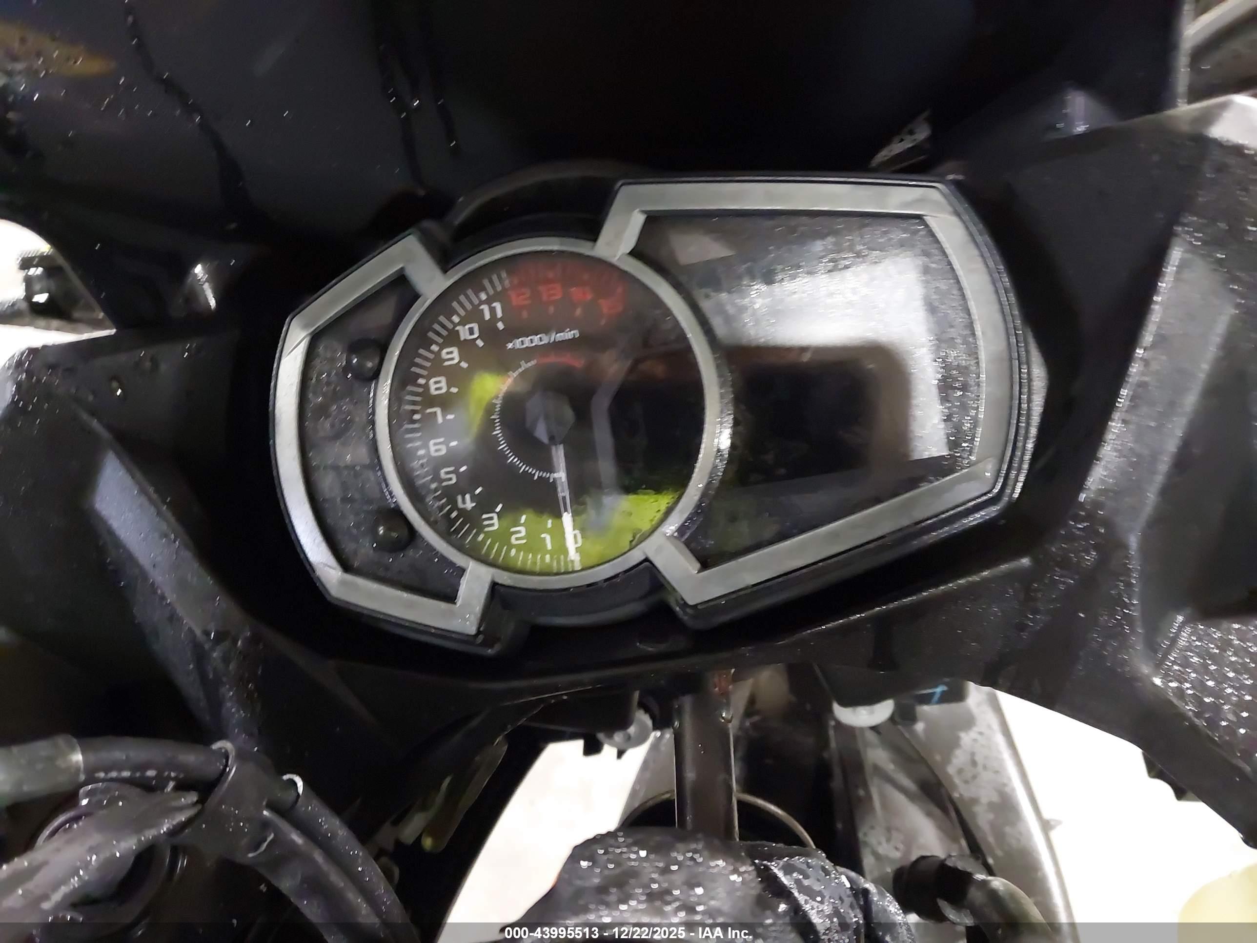 KAWASAKI EX400 image 7