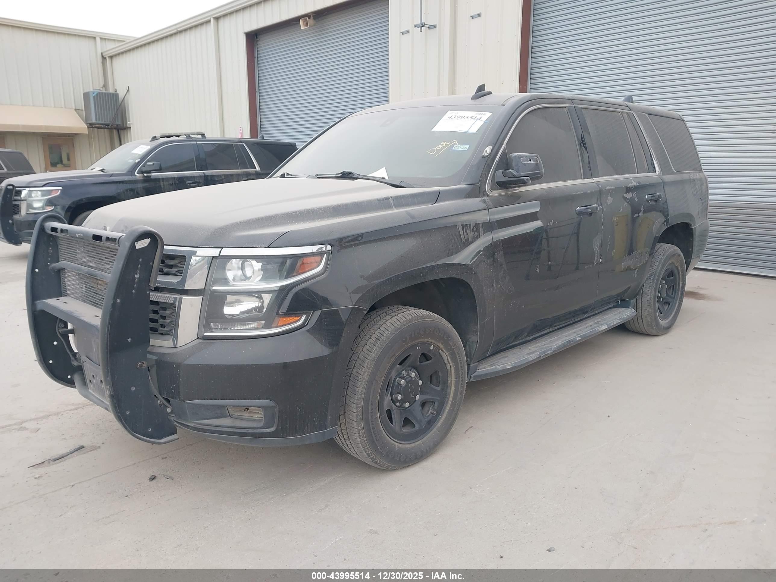 CHEVROLET TAHOE image 2