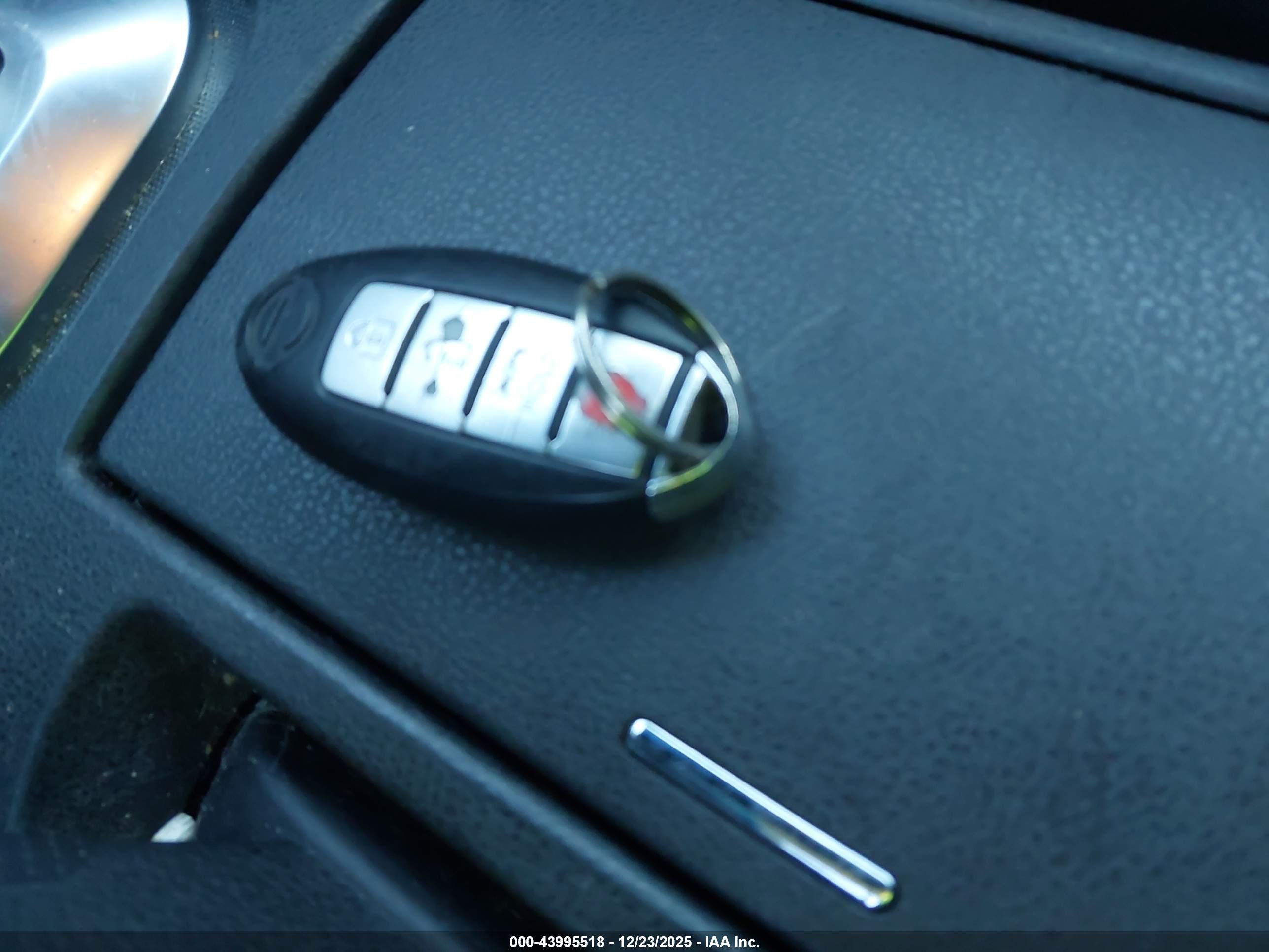 NISSAN ALTIMA image 11