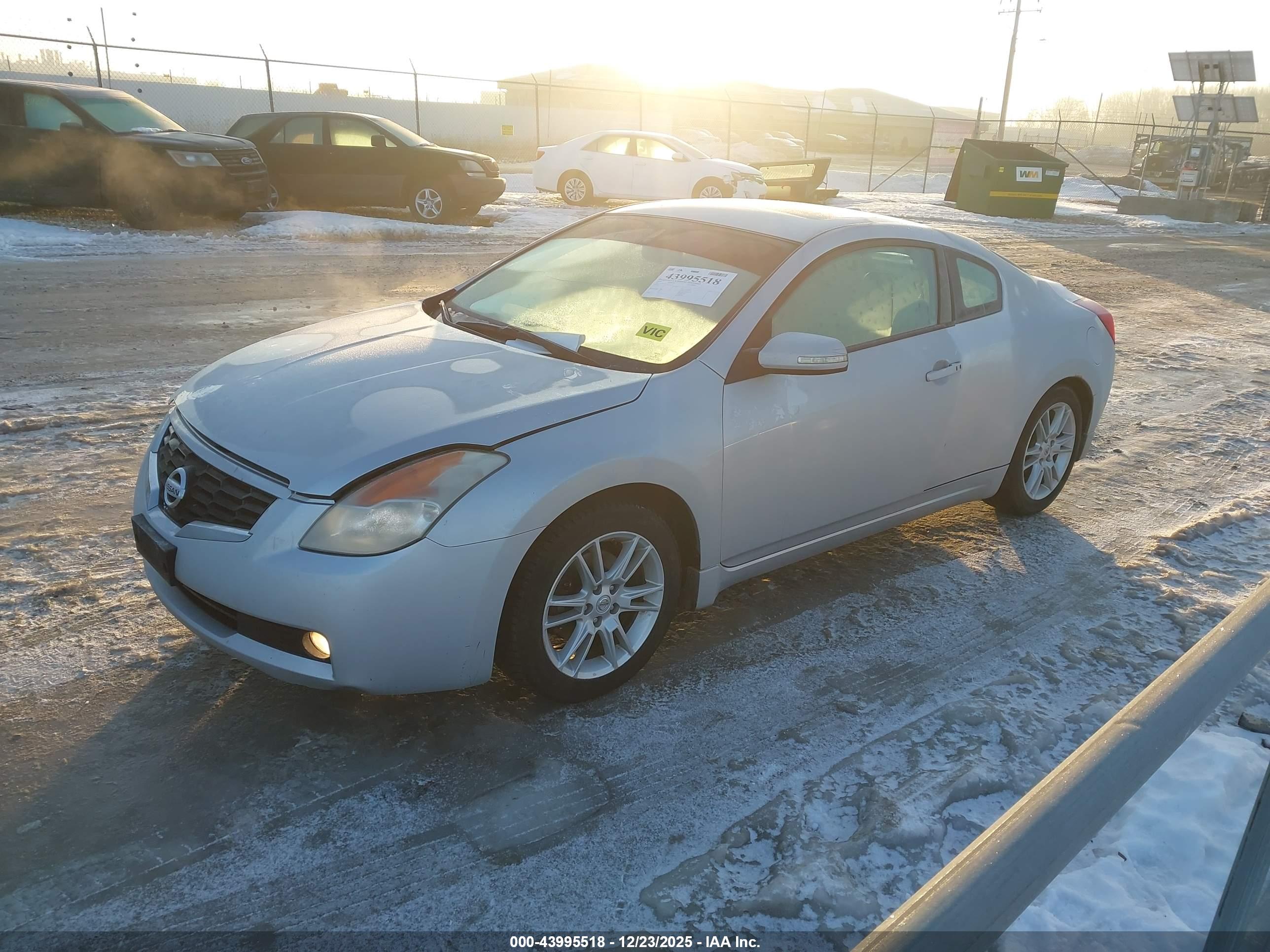 NISSAN ALTIMA image 2