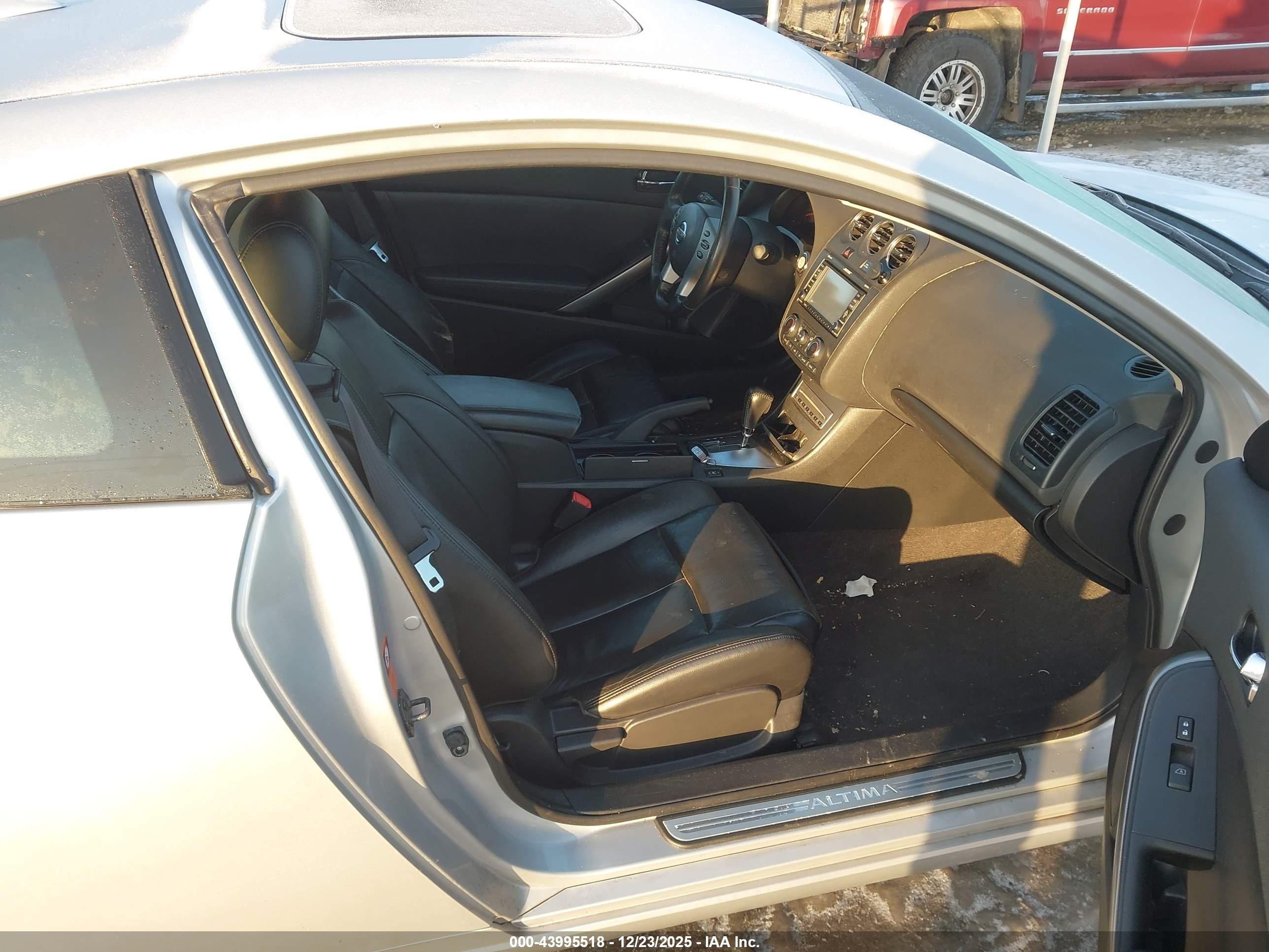 NISSAN ALTIMA image 5