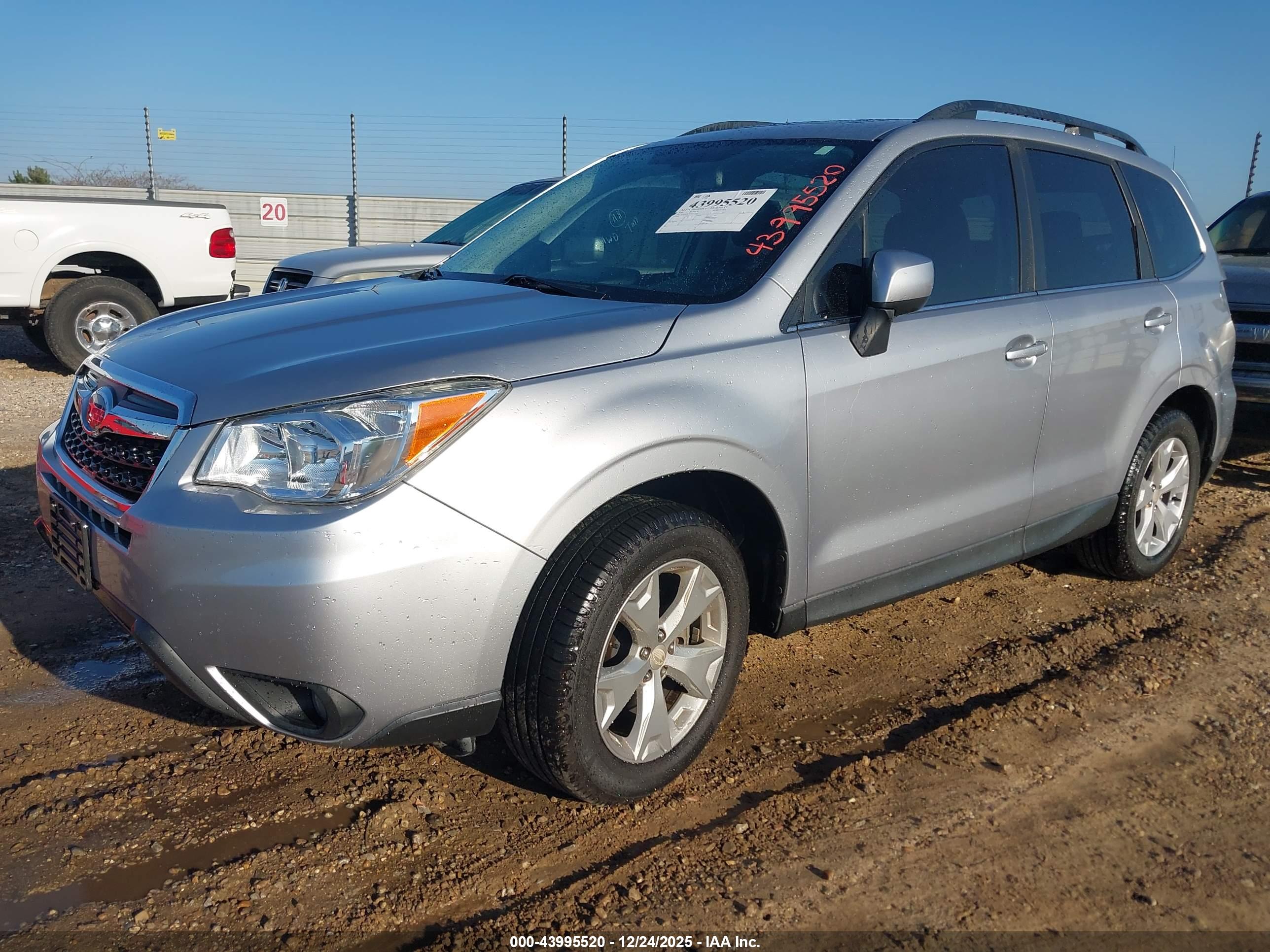 SUBARU FORESTER image 2
