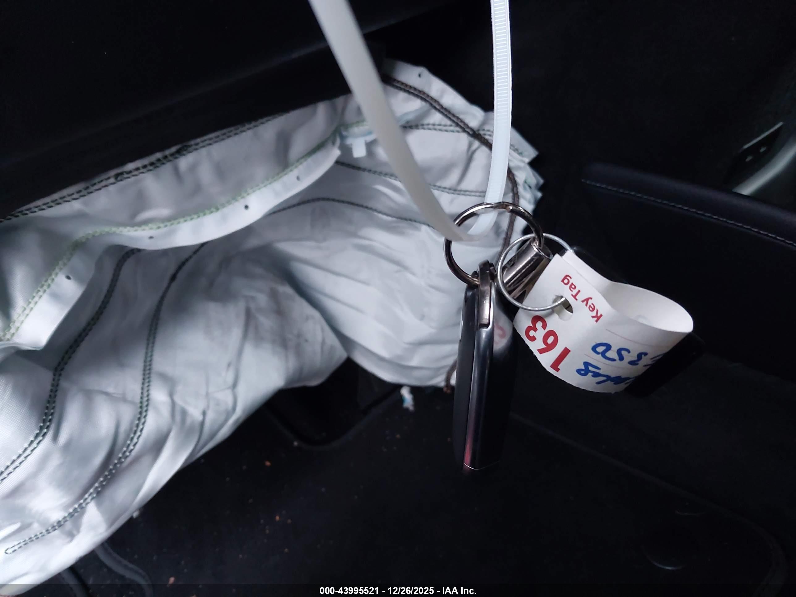 MERCEDES-BENZ EQE image 11