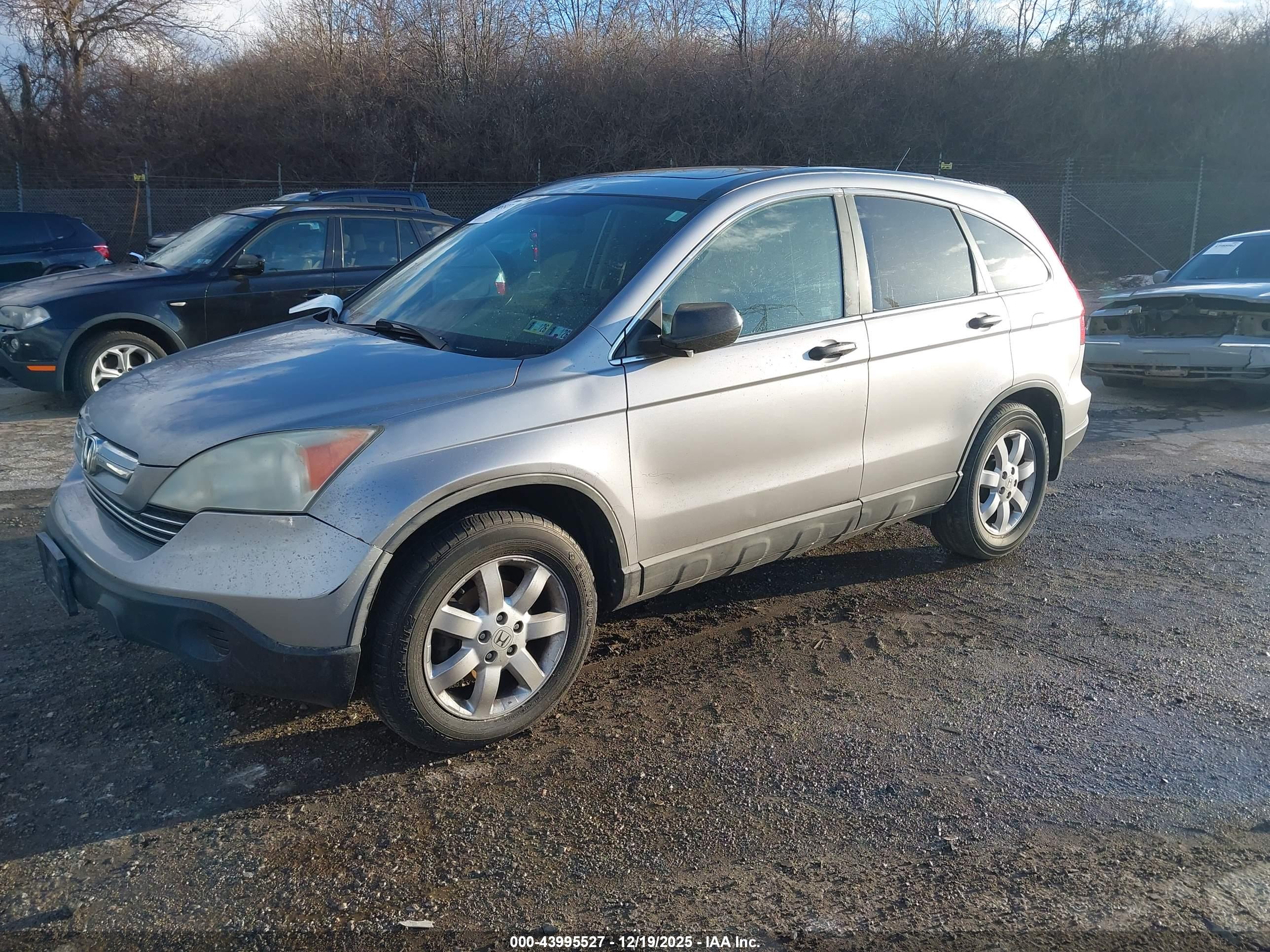 HONDA CR-V image 2