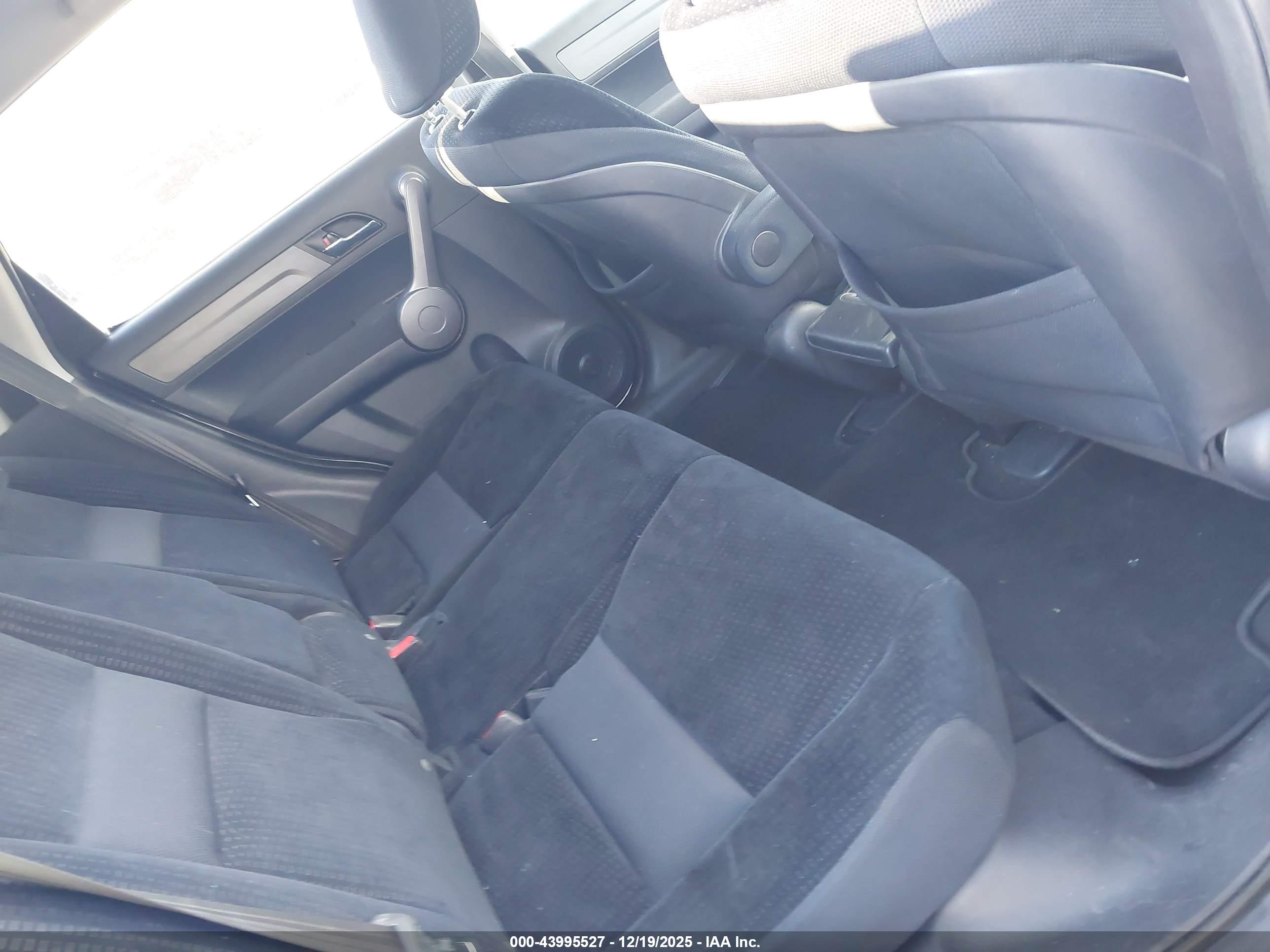 HONDA CR-V image 8