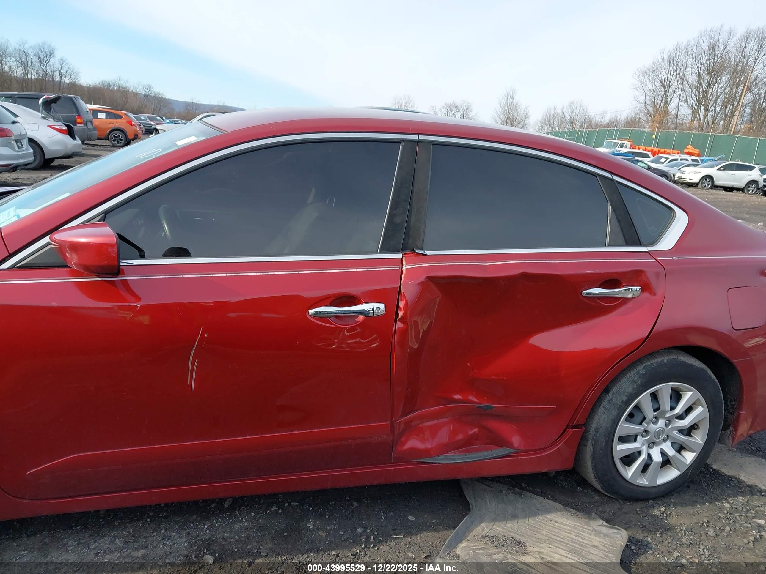 NISSAN ALTIMA image 6