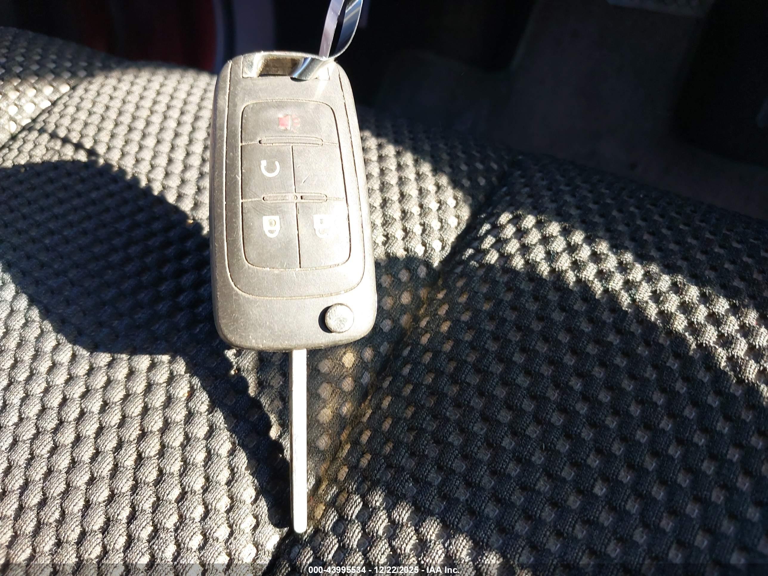 CHEVROLET EQUINOX image 11