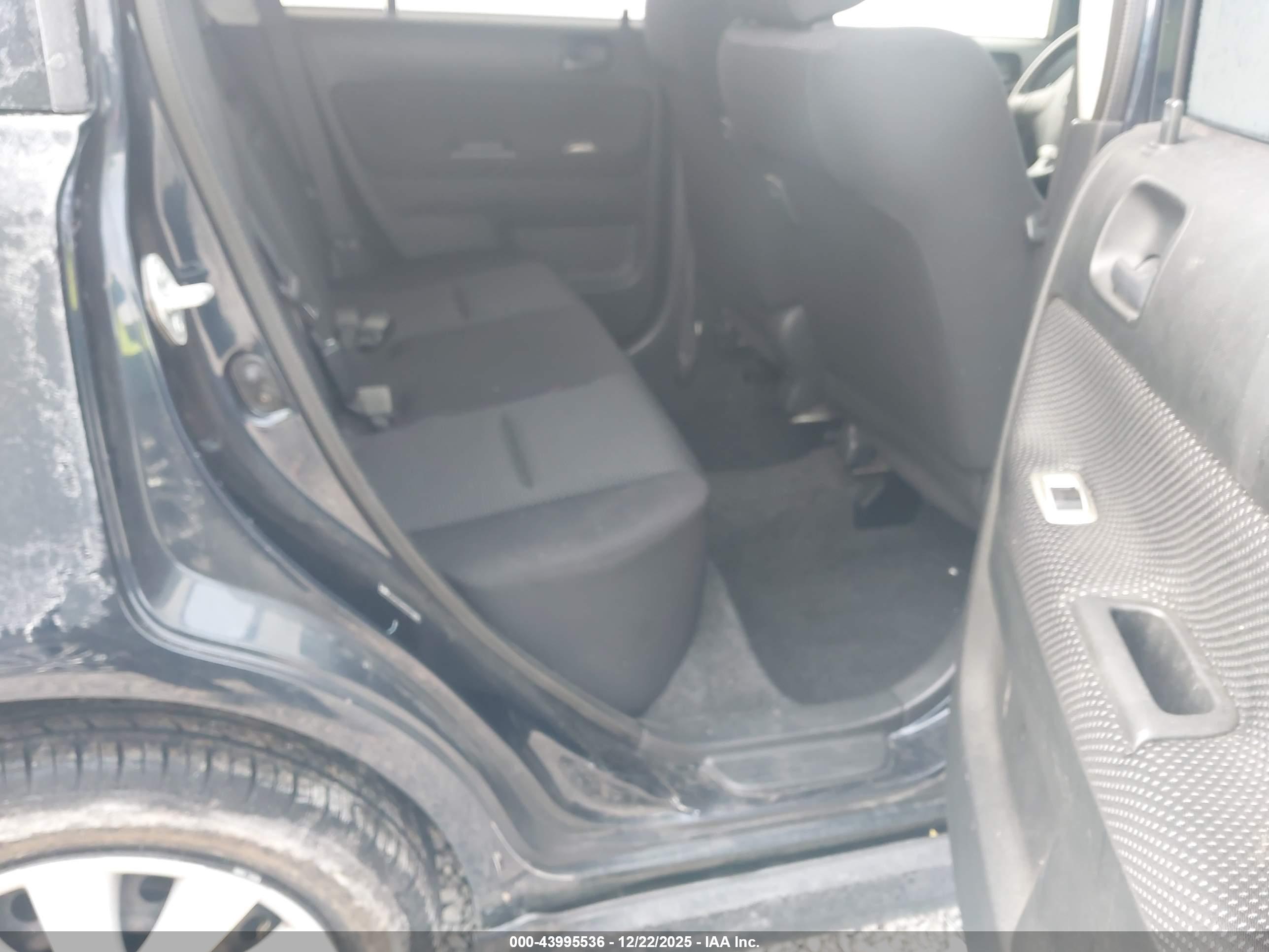 SCION XB image 8