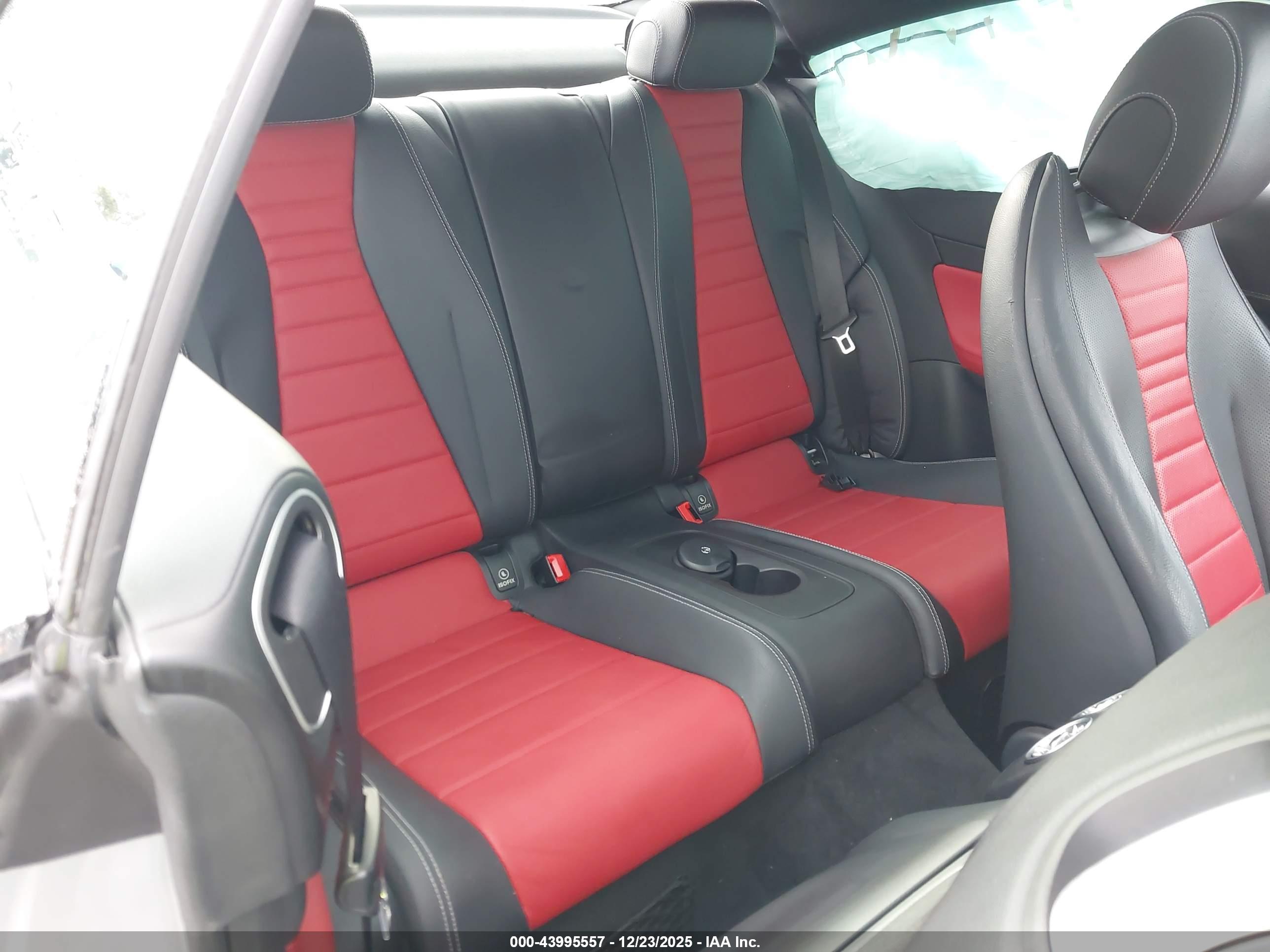 MERCEDES-BENZ E image 8