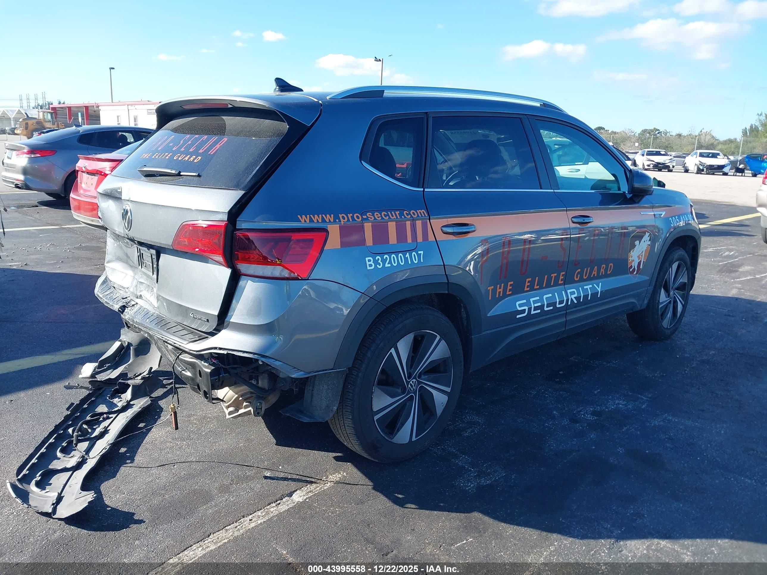 VOLKSWAGEN TAOS image 4