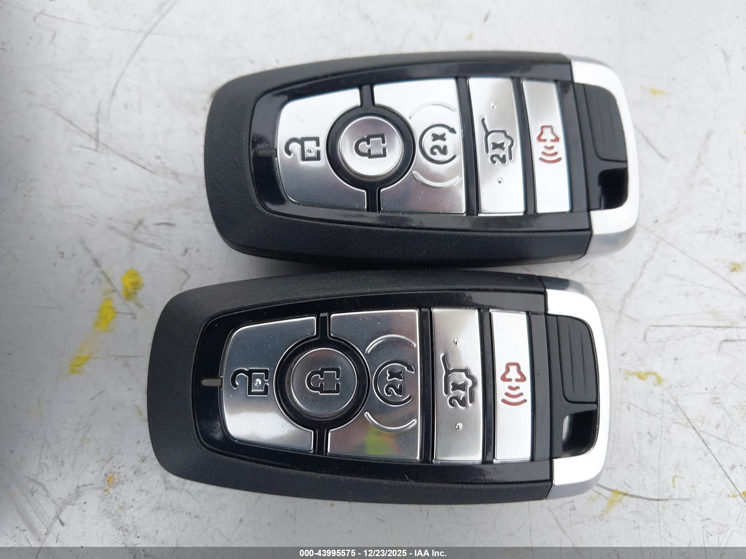 FORD ESCAPE image 11