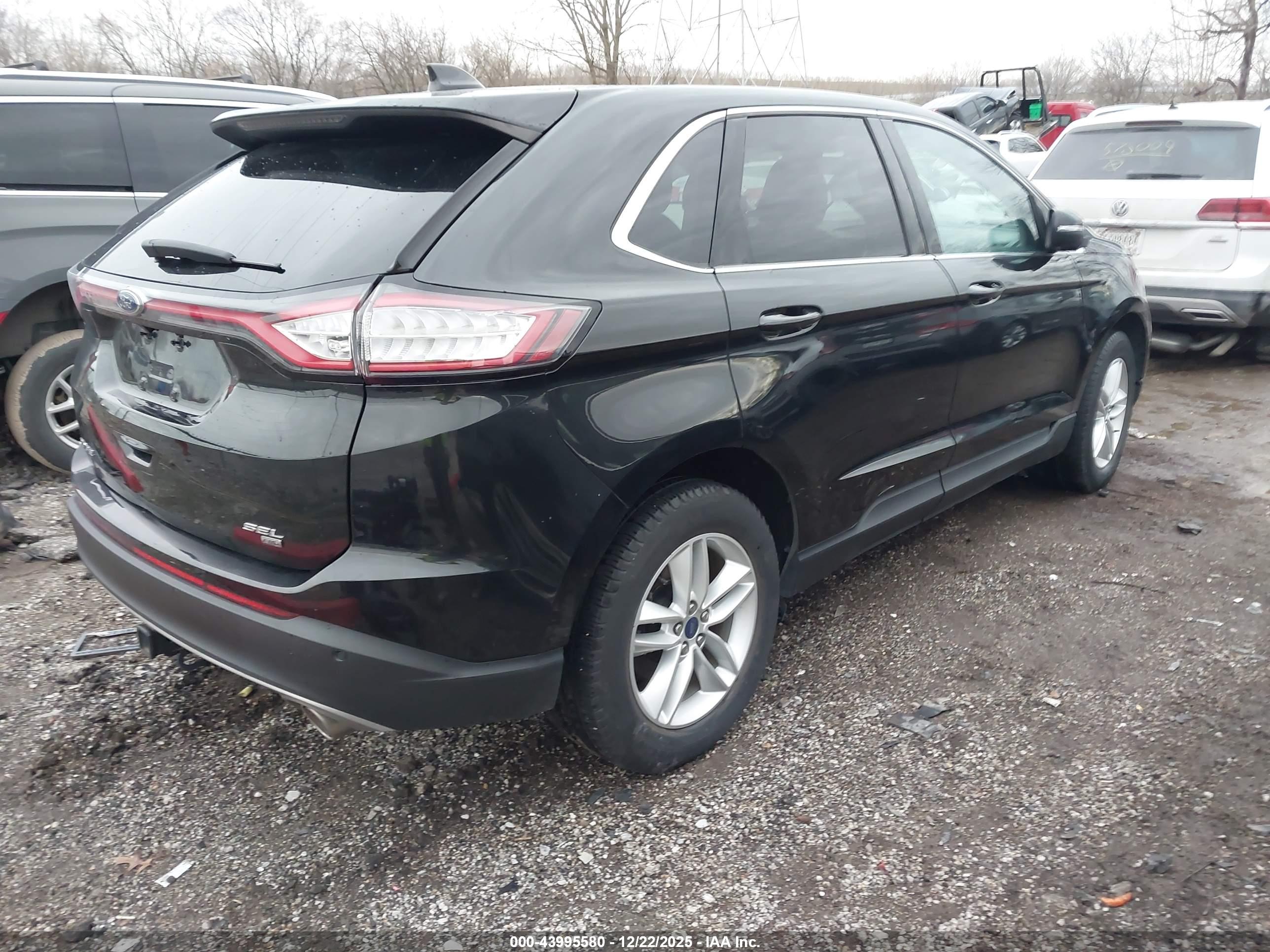 FORD EDGE image 4