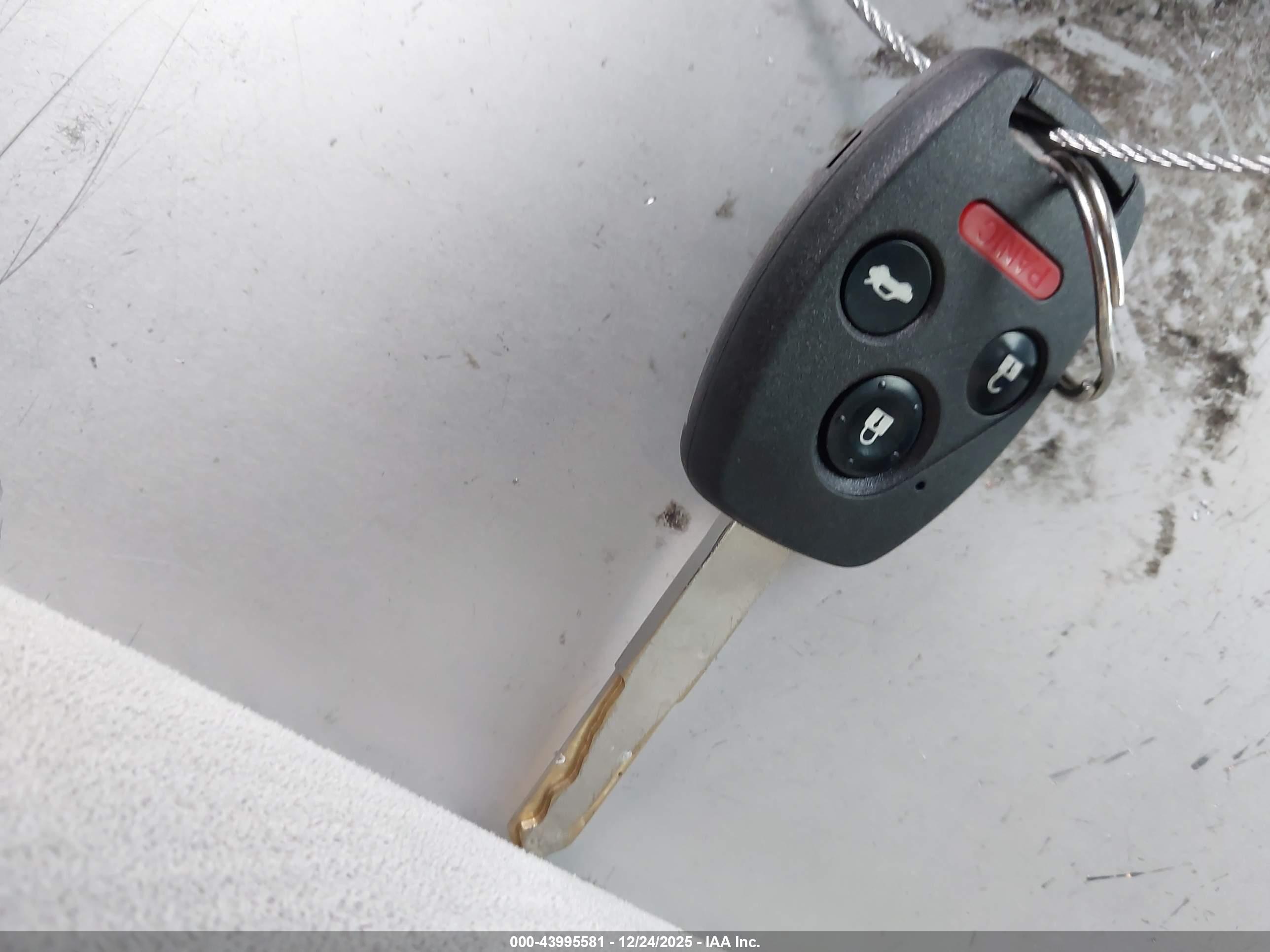 HONDA CIVIC image 11
