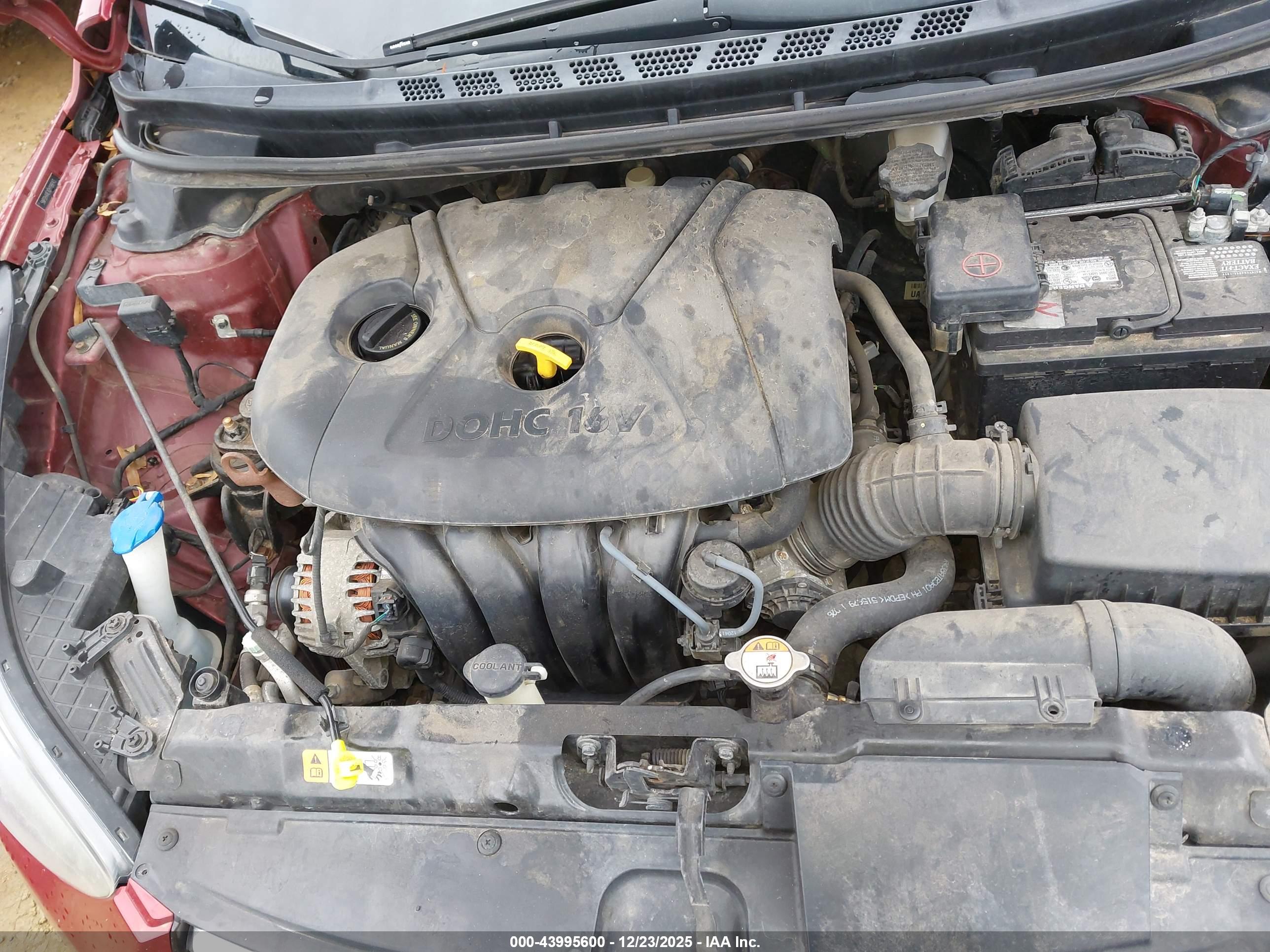 HYUNDAI ELANTRA image 10