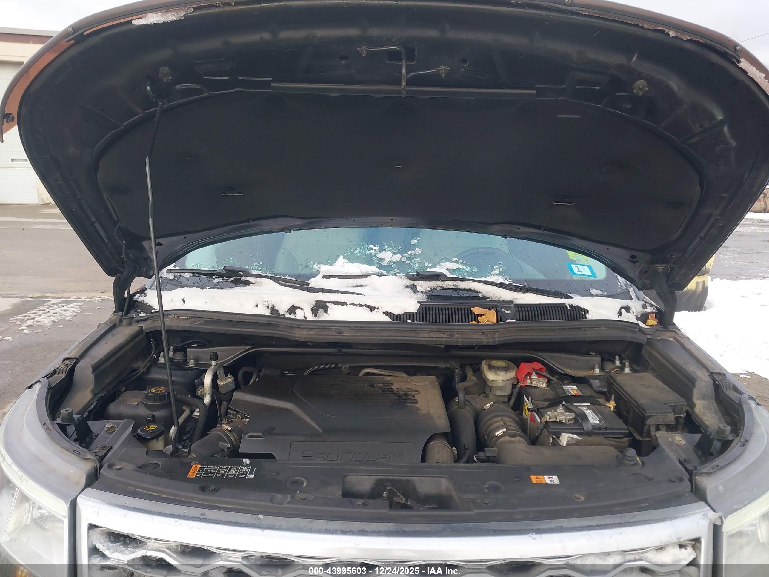 FORD EXPLORER image 10