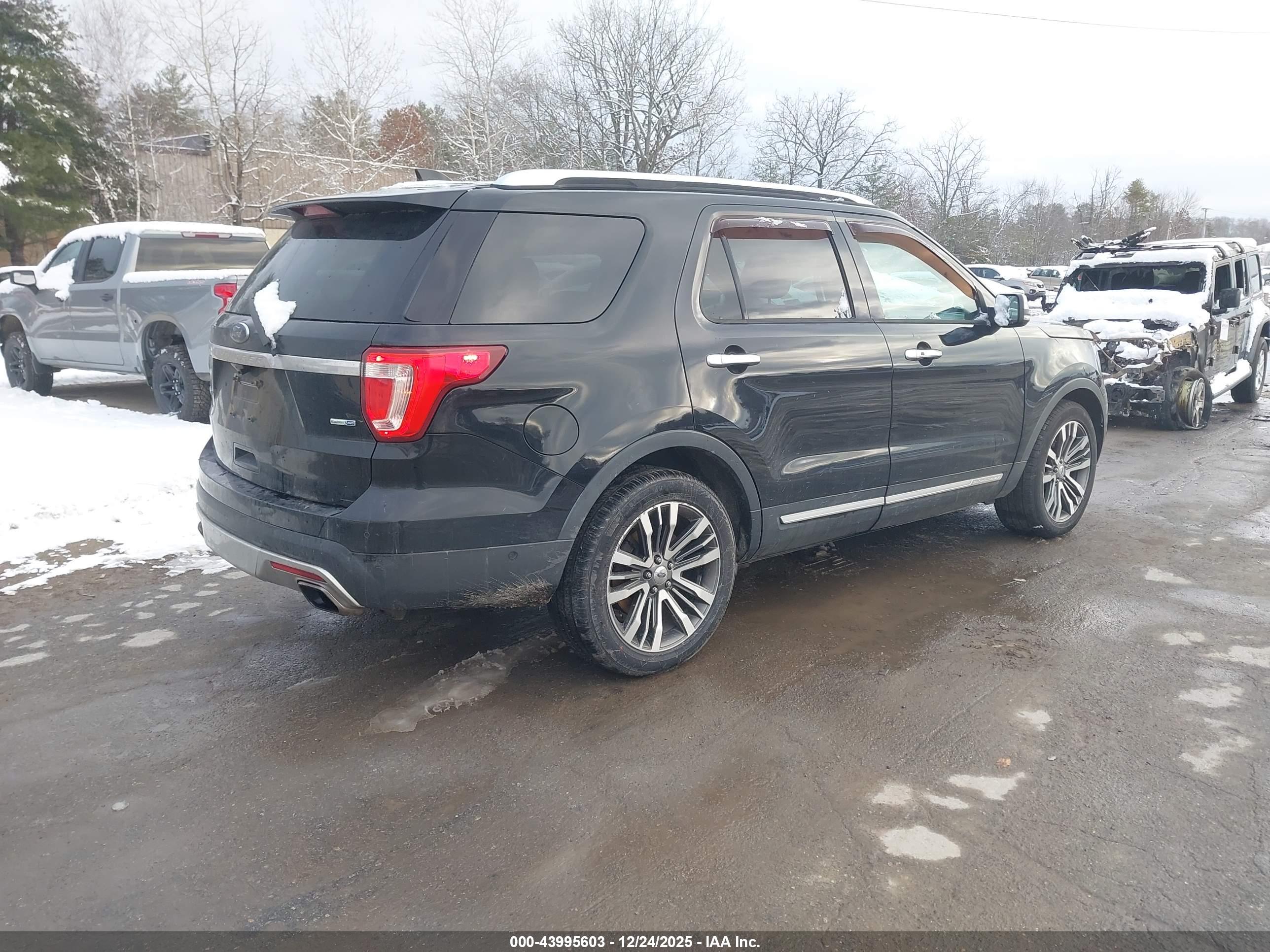 FORD EXPLORER image 4