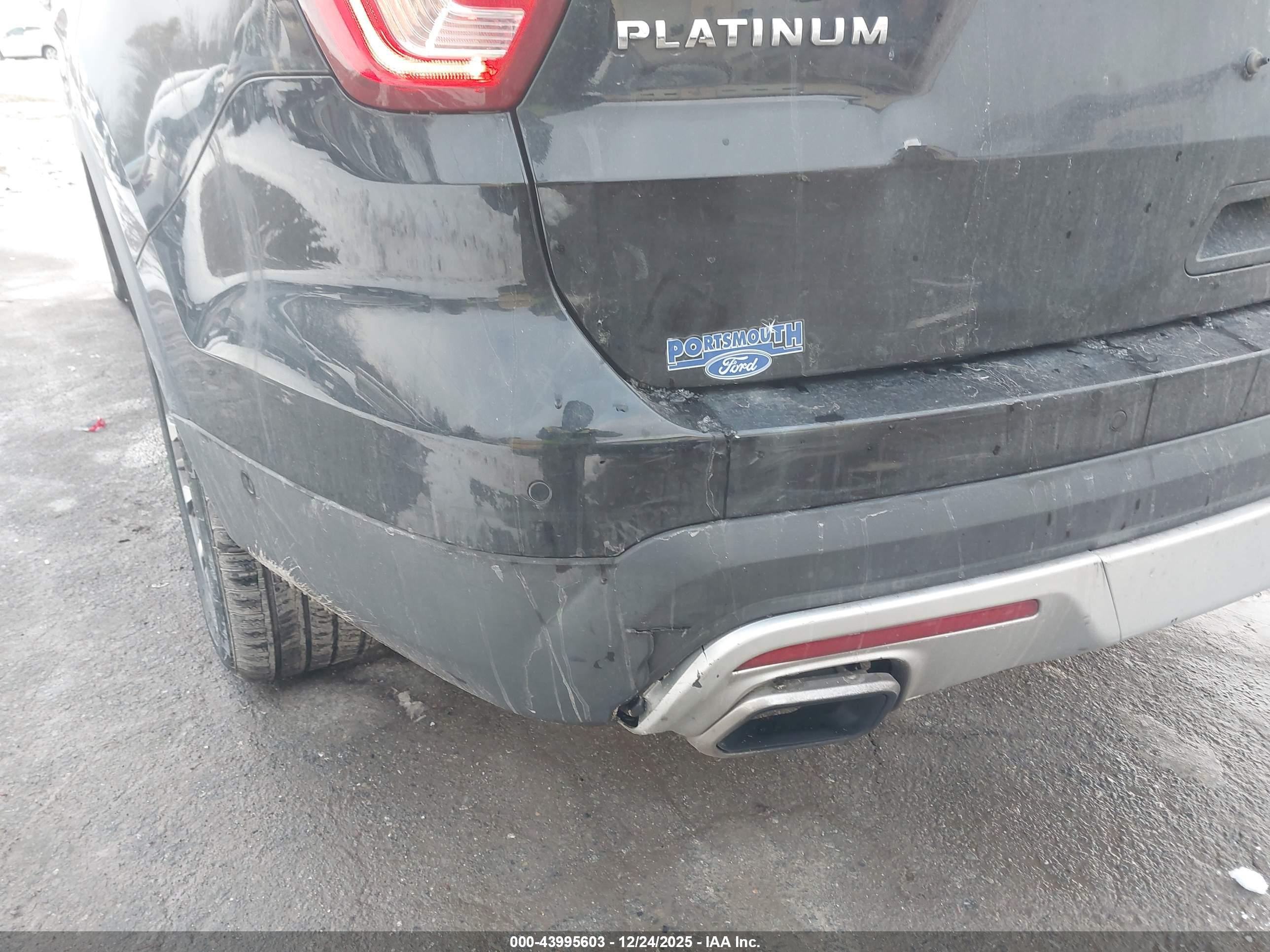 FORD EXPLORER image 6