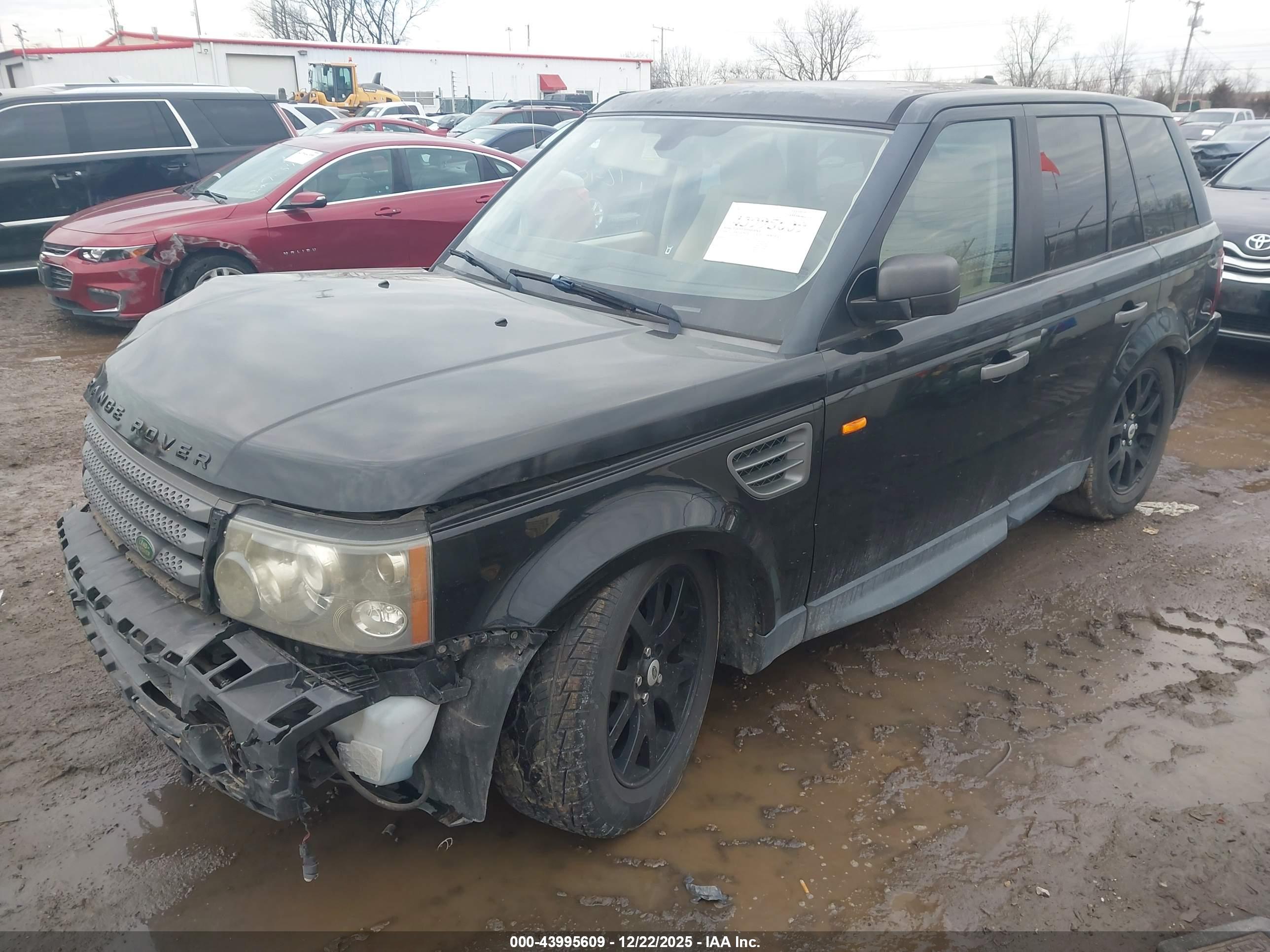 LAND ROVER image 2