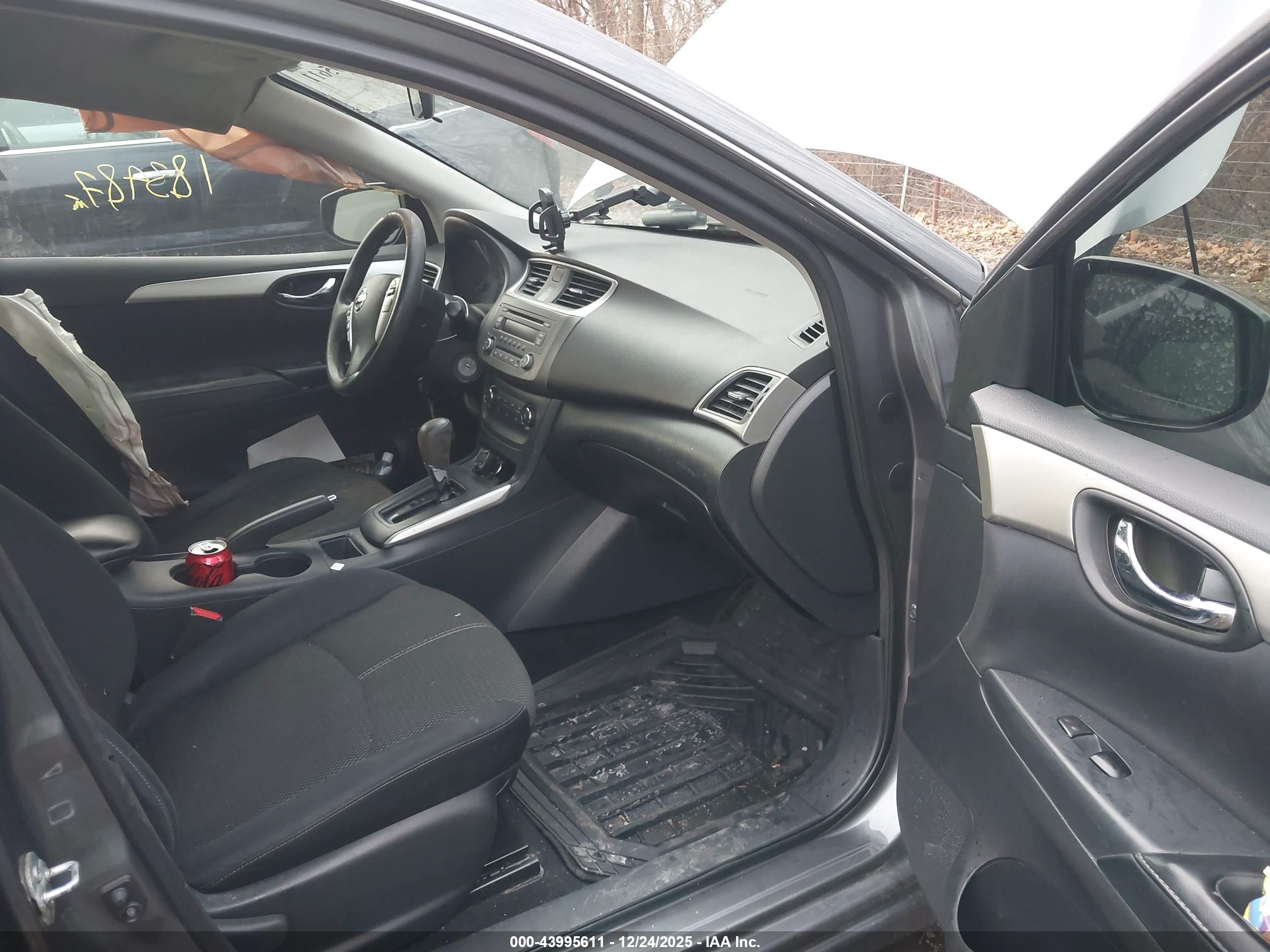 NISSAN SENTRA image 5