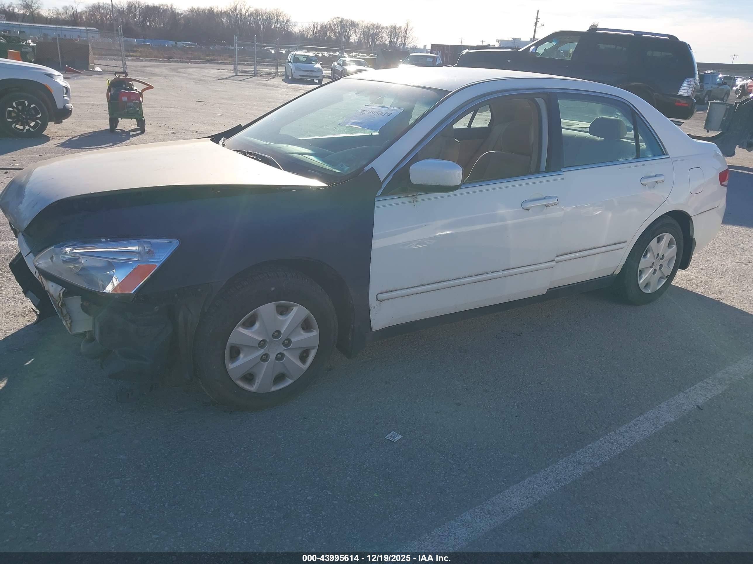 HONDA ACCORD image 2