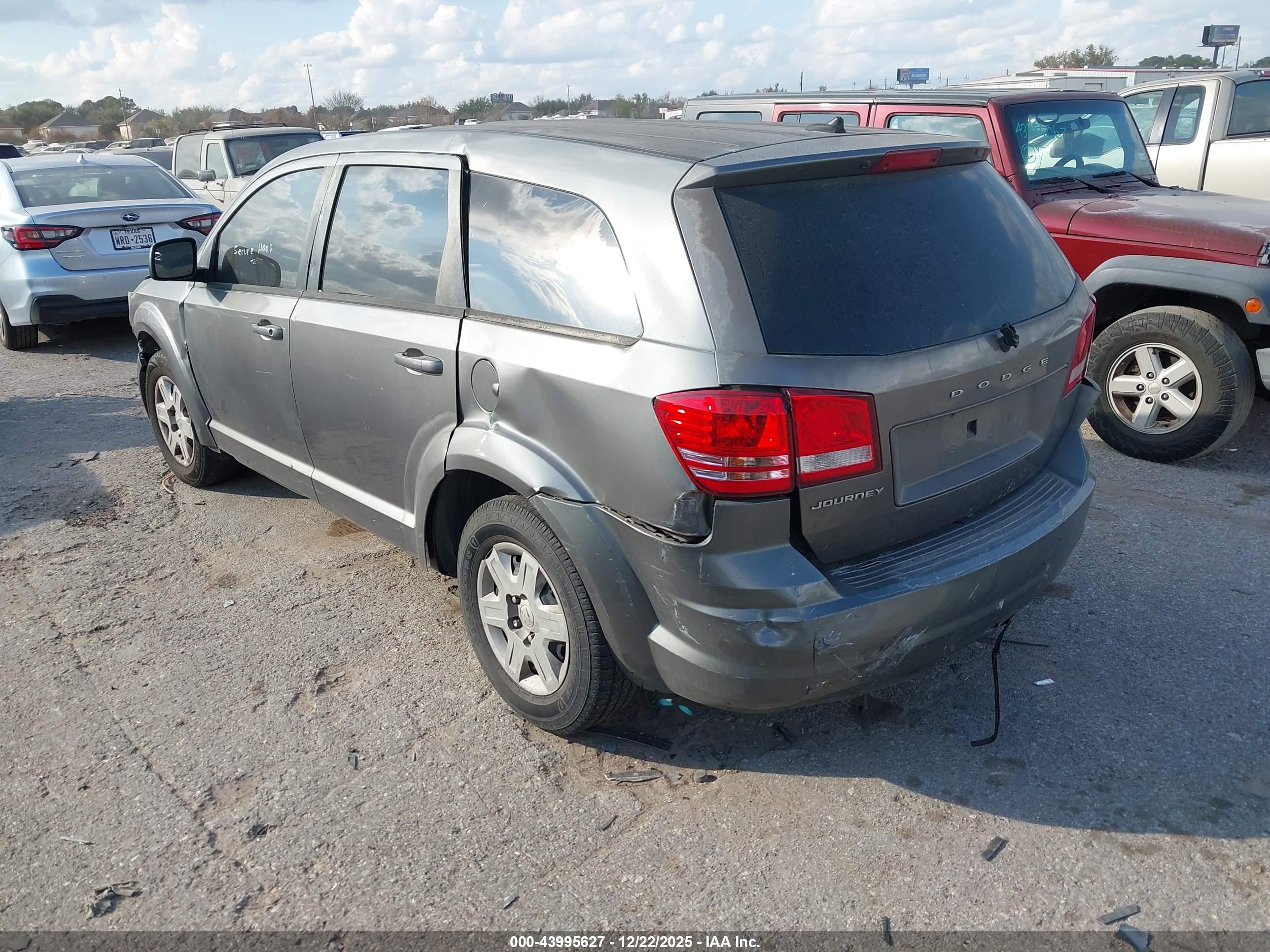 DODGE JOURNEY image 3