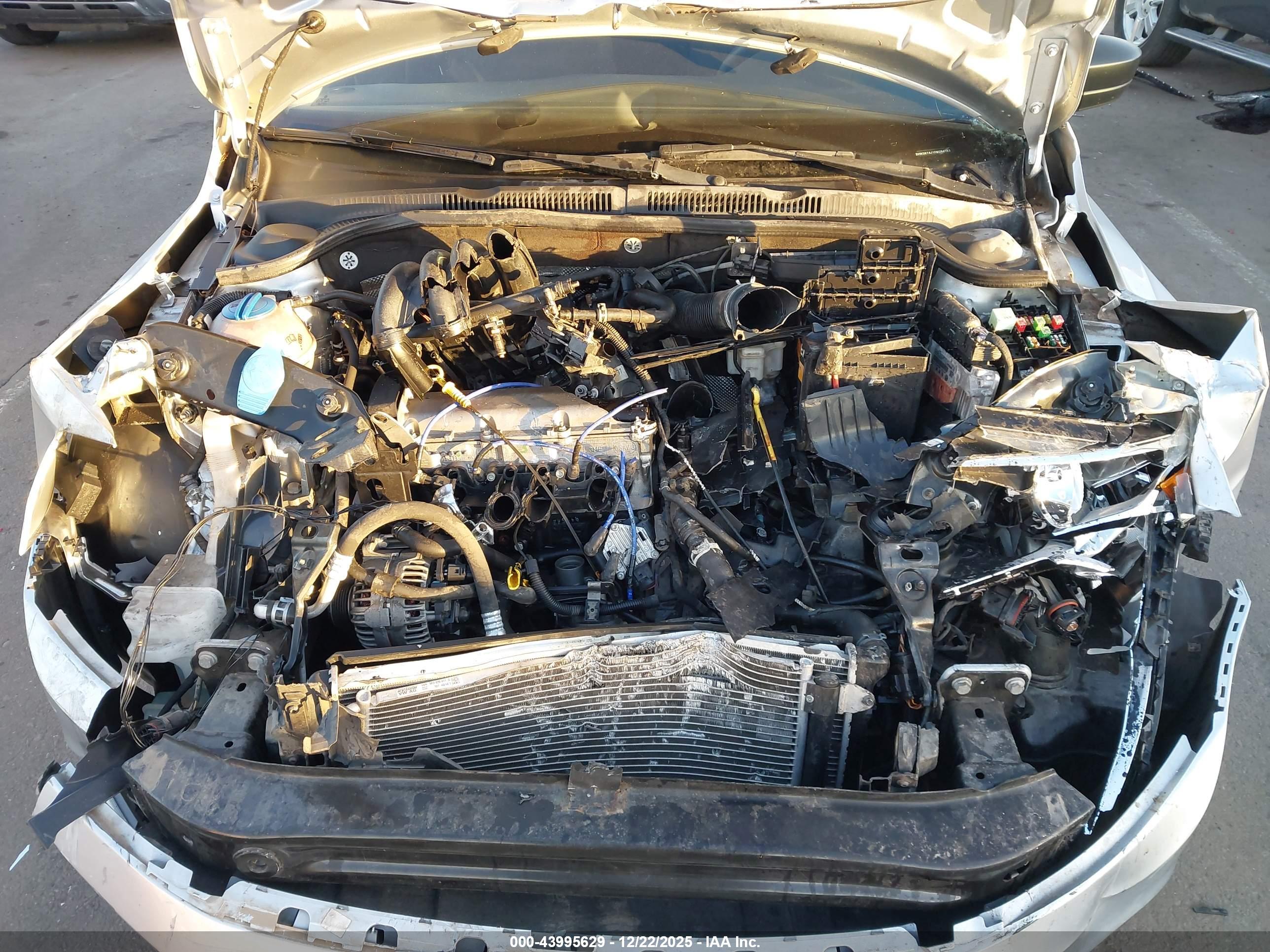 VOLKSWAGEN JETTA image 10