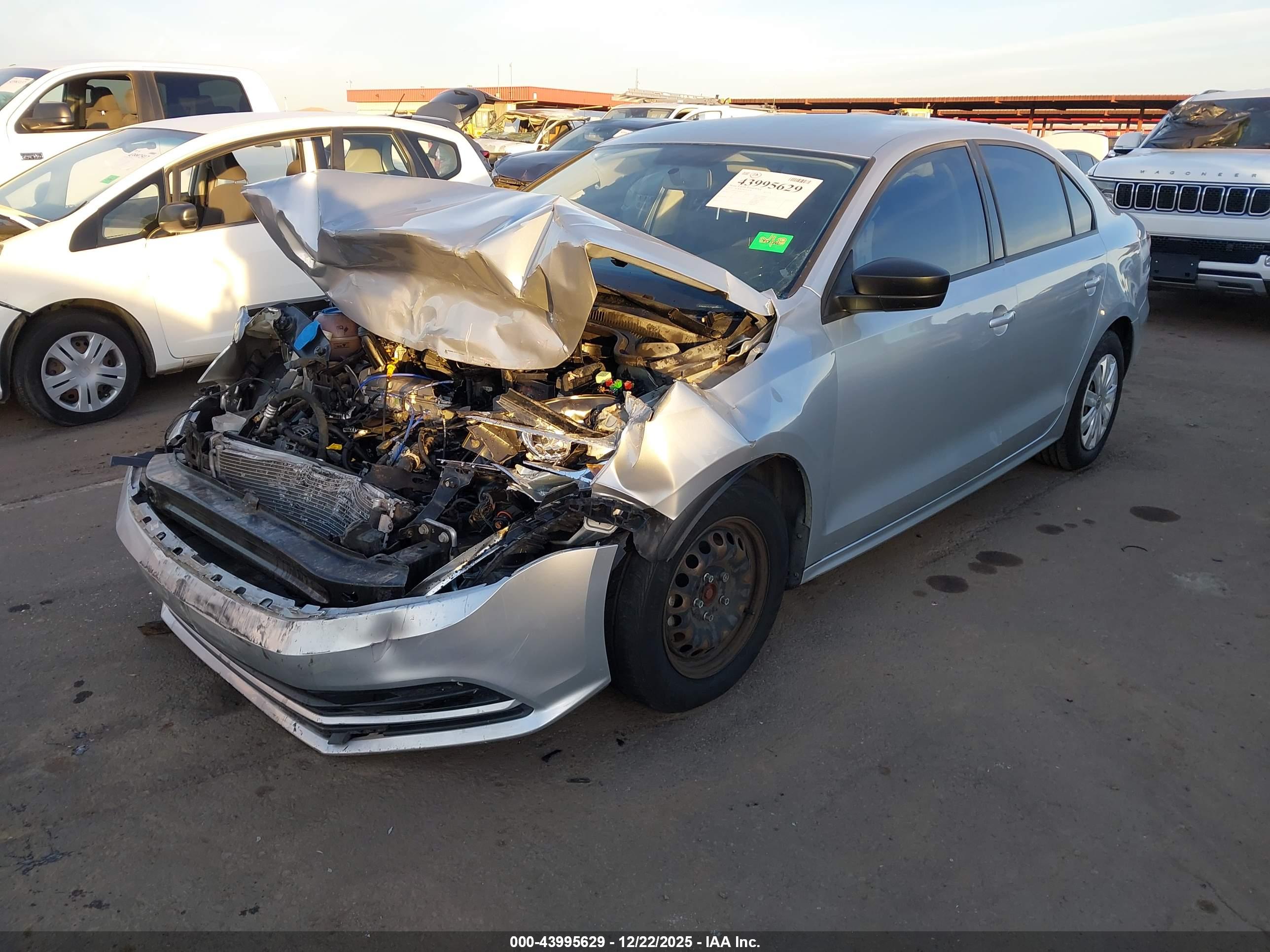 VOLKSWAGEN JETTA image 2