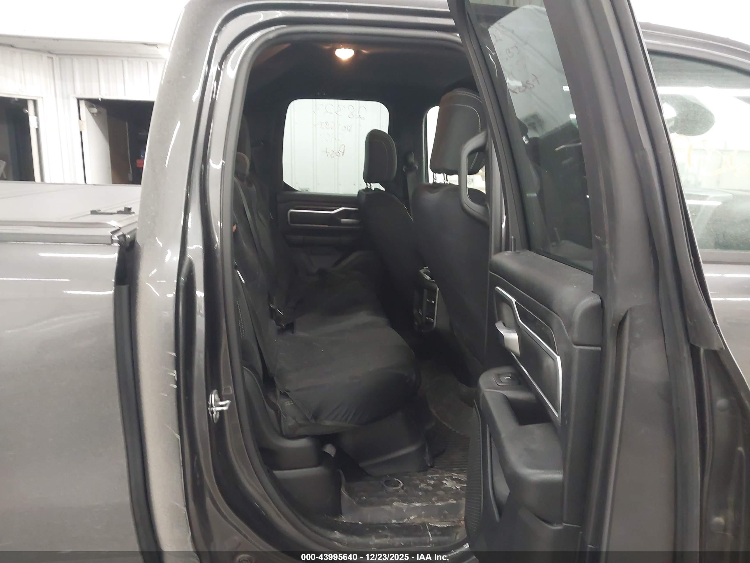 RAM 1500 image 8