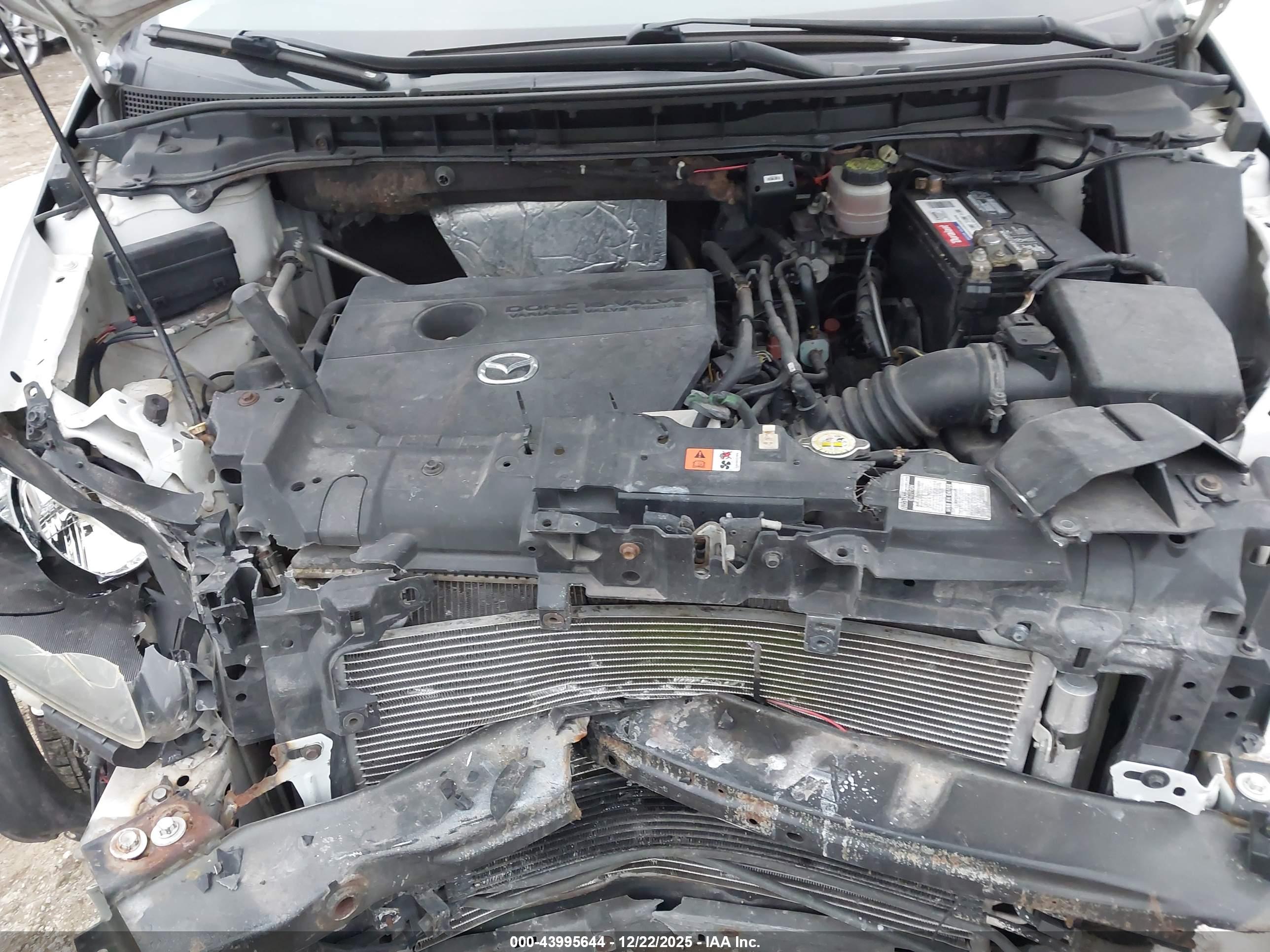 MAZDA CX-7 image 10
