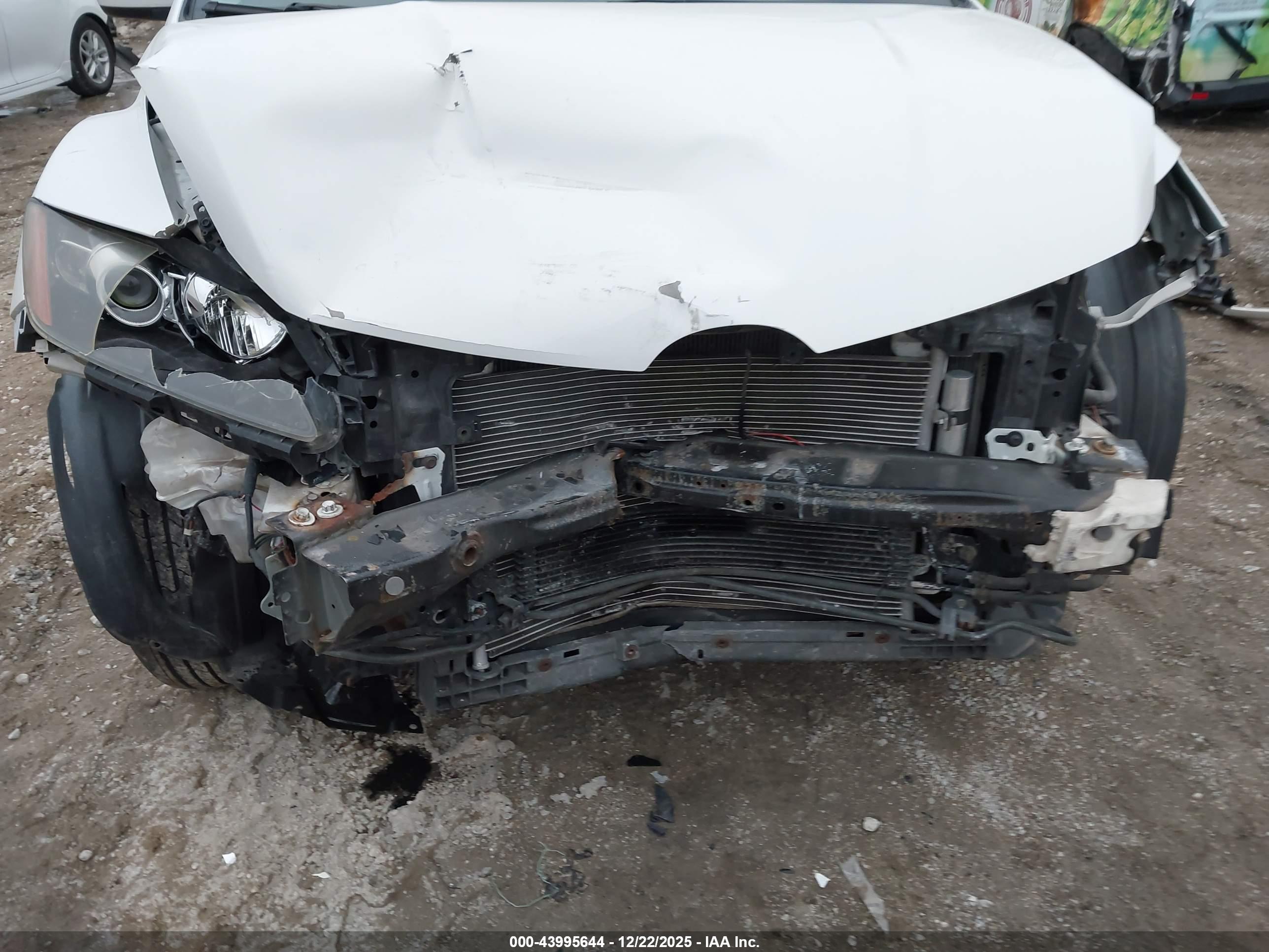 MAZDA CX-7 image 6