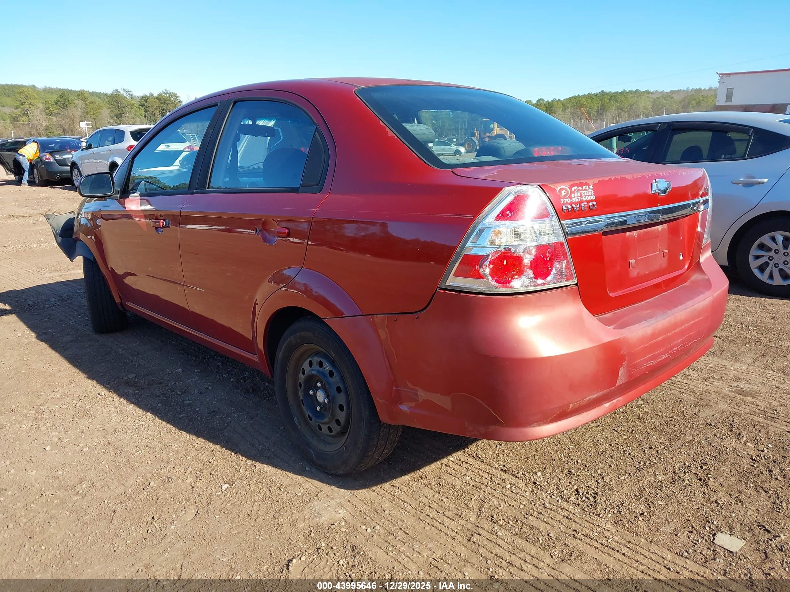 CHEVROLET AVEO image 3