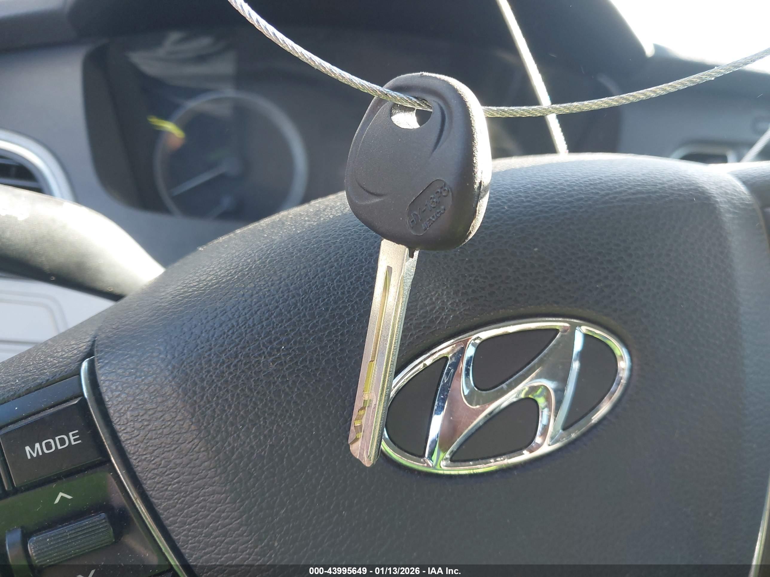 HYUNDAI SONATA image 11