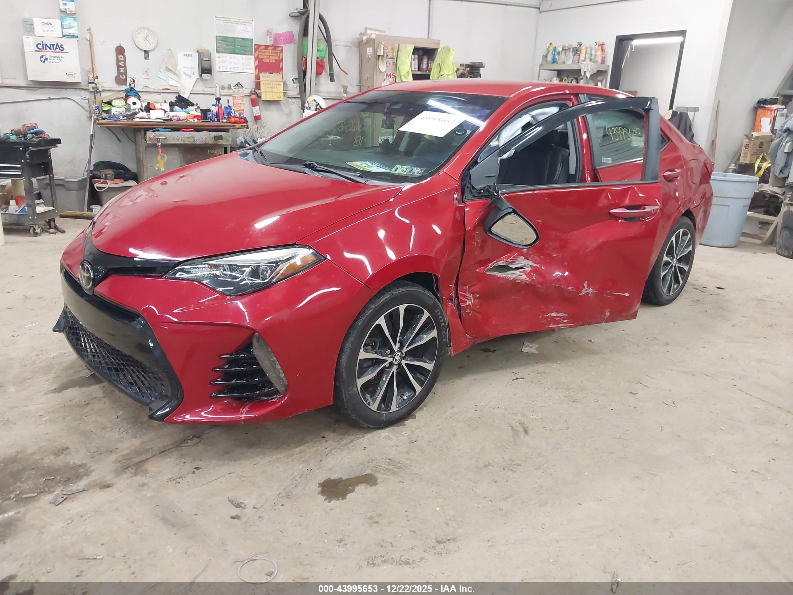 TOYOTA COROLLA image 2
