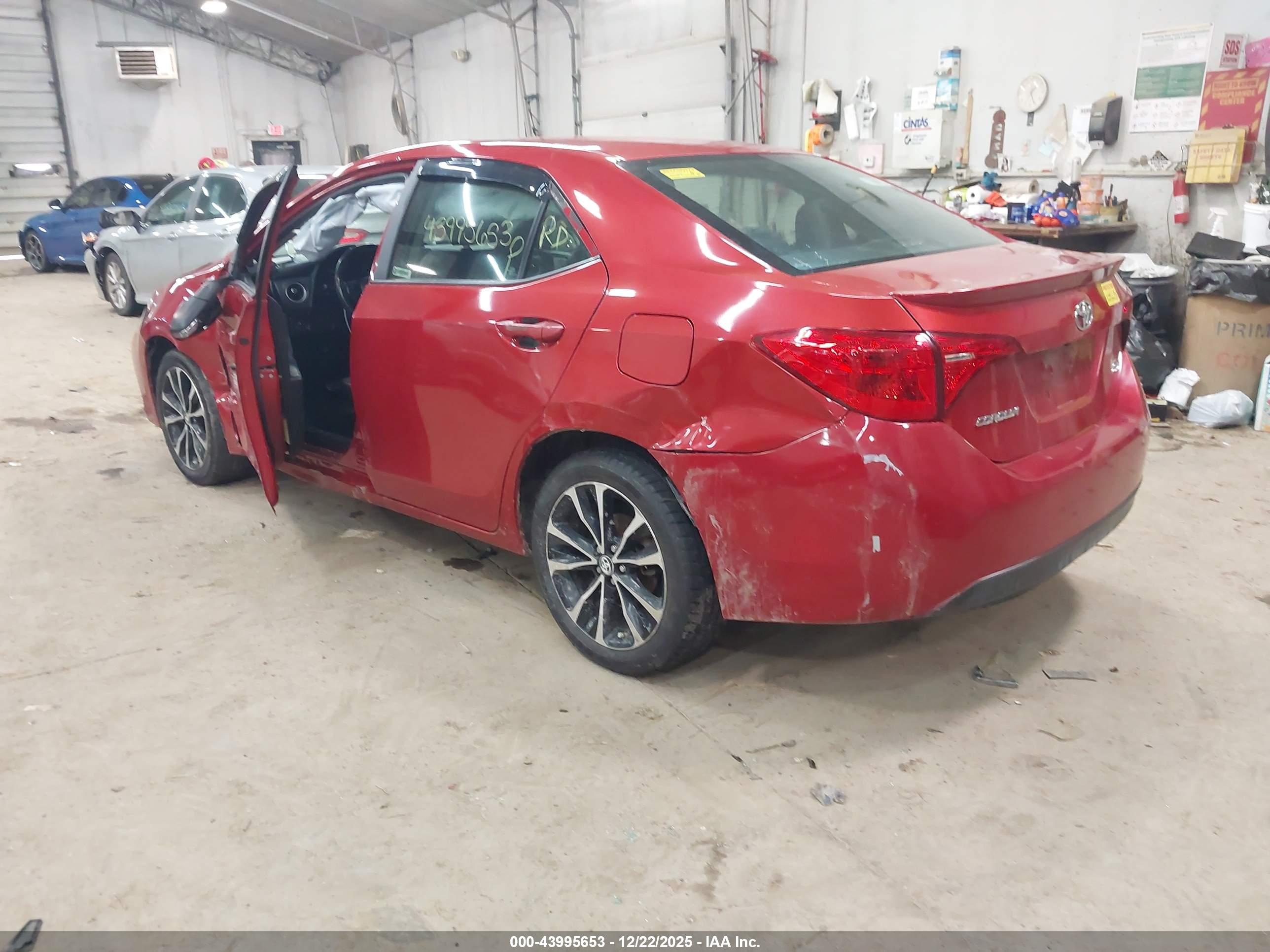 TOYOTA COROLLA image 3
