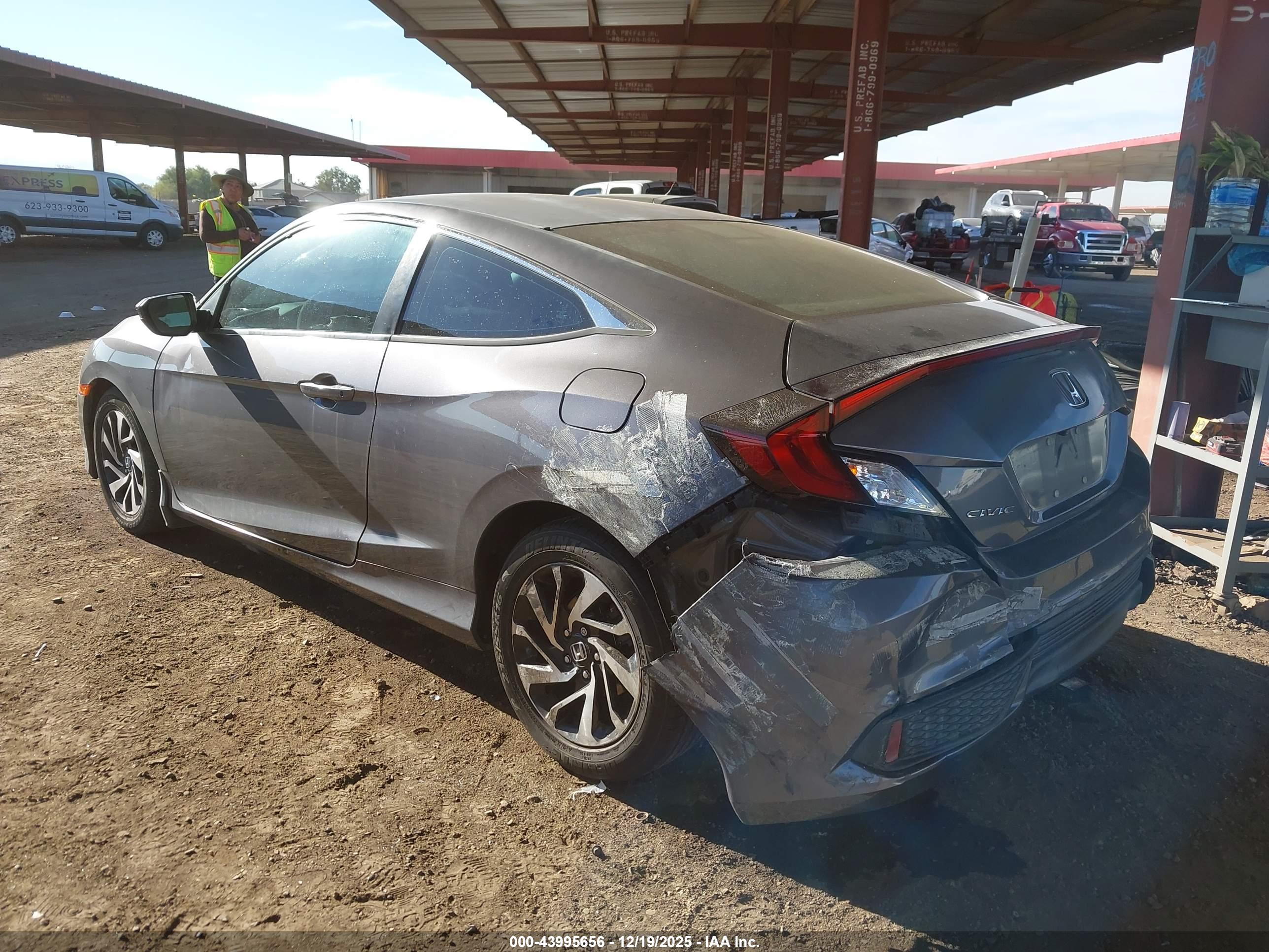 HONDA CIVIC image 3