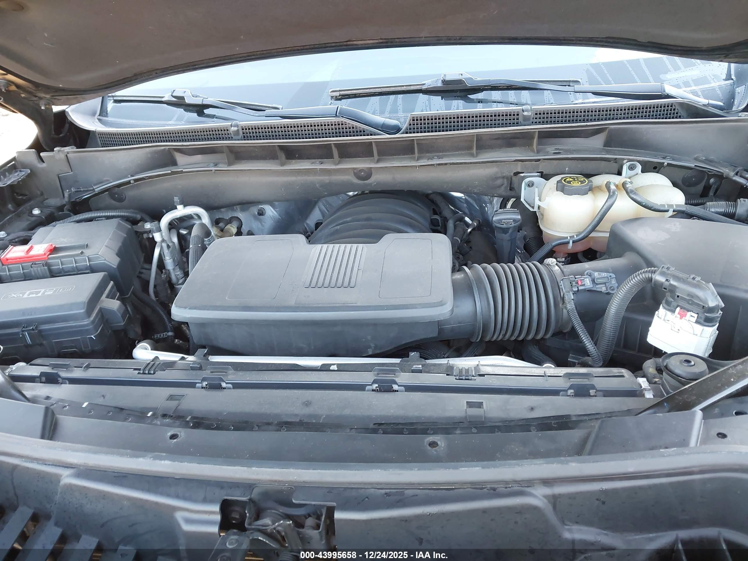 GMC YUKON image 10
