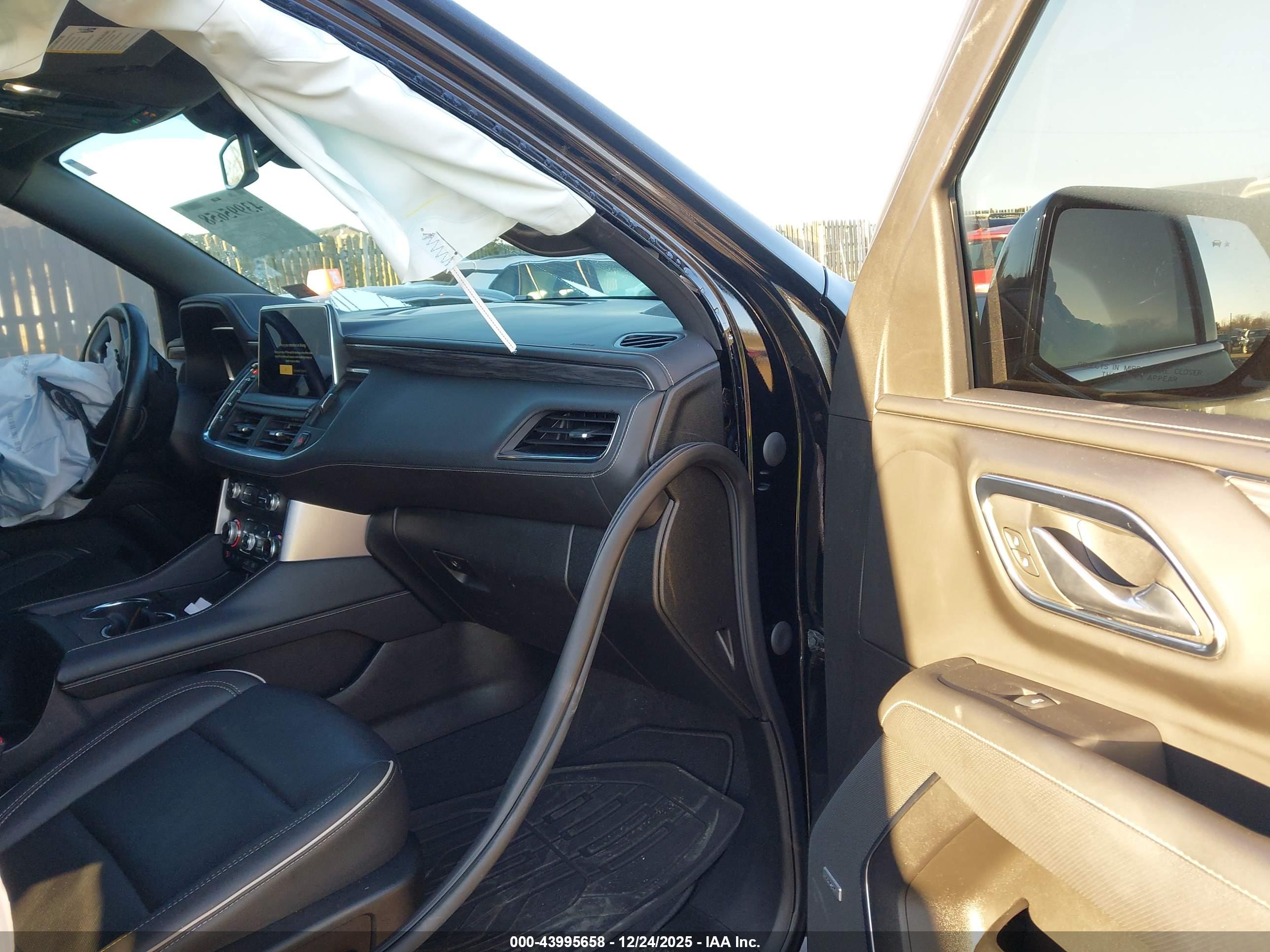 GMC YUKON image 5