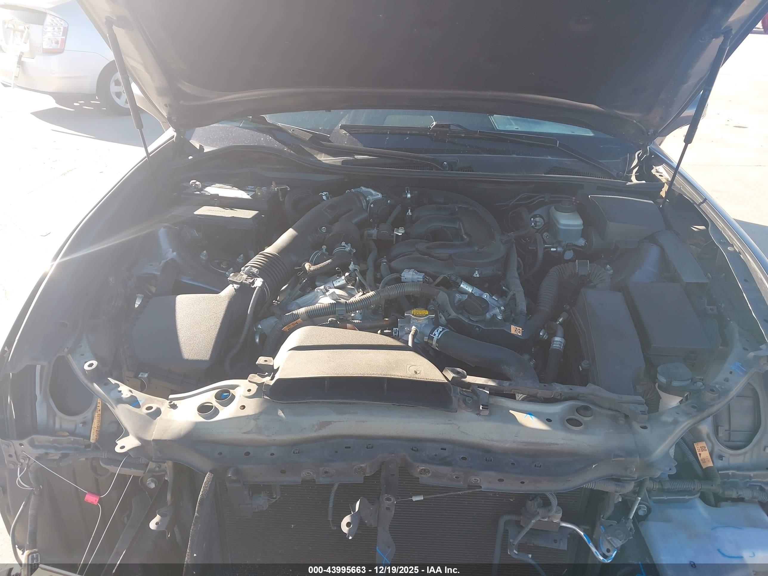 LEXUS GS image 10