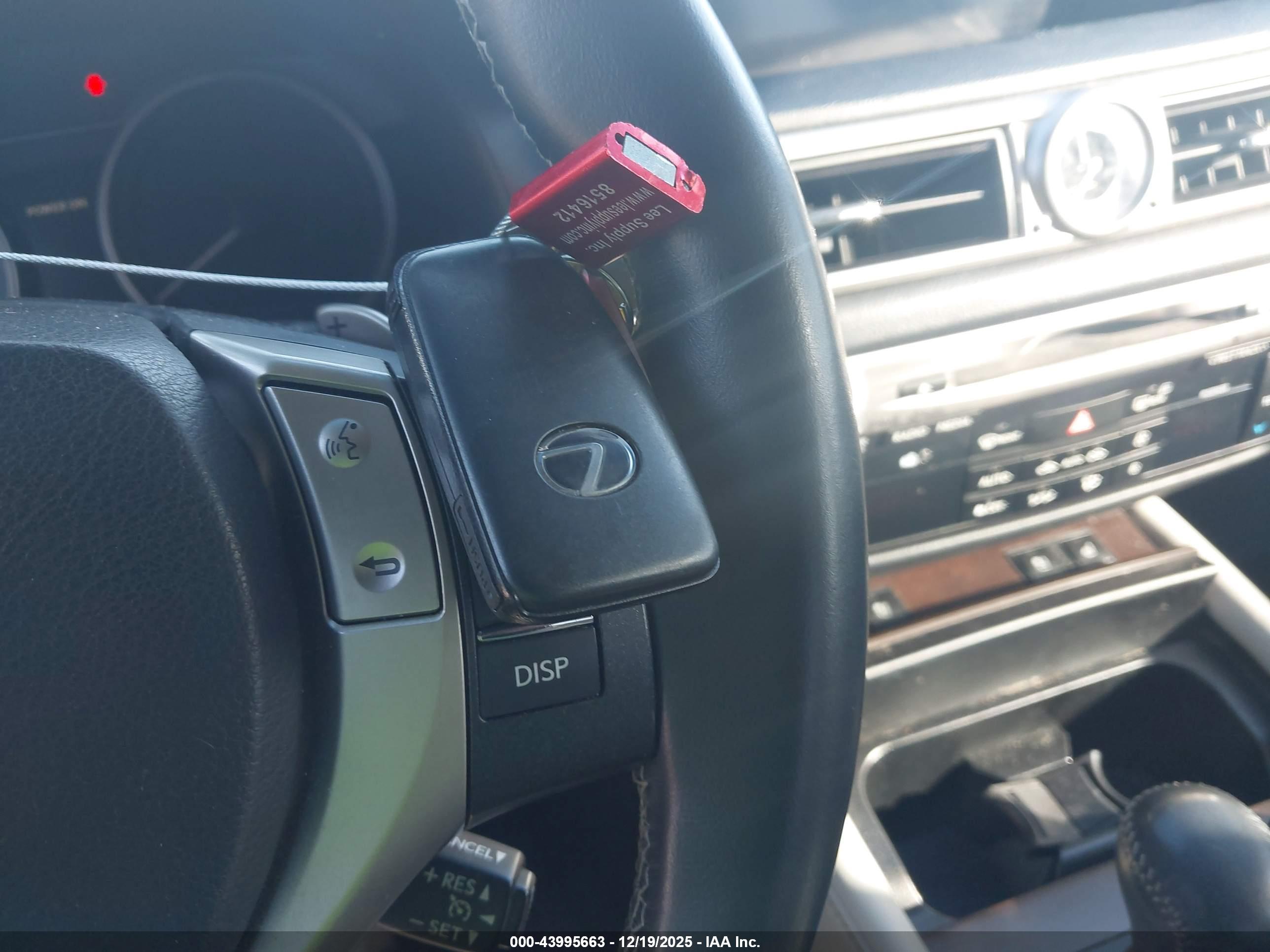 LEXUS GS image 11