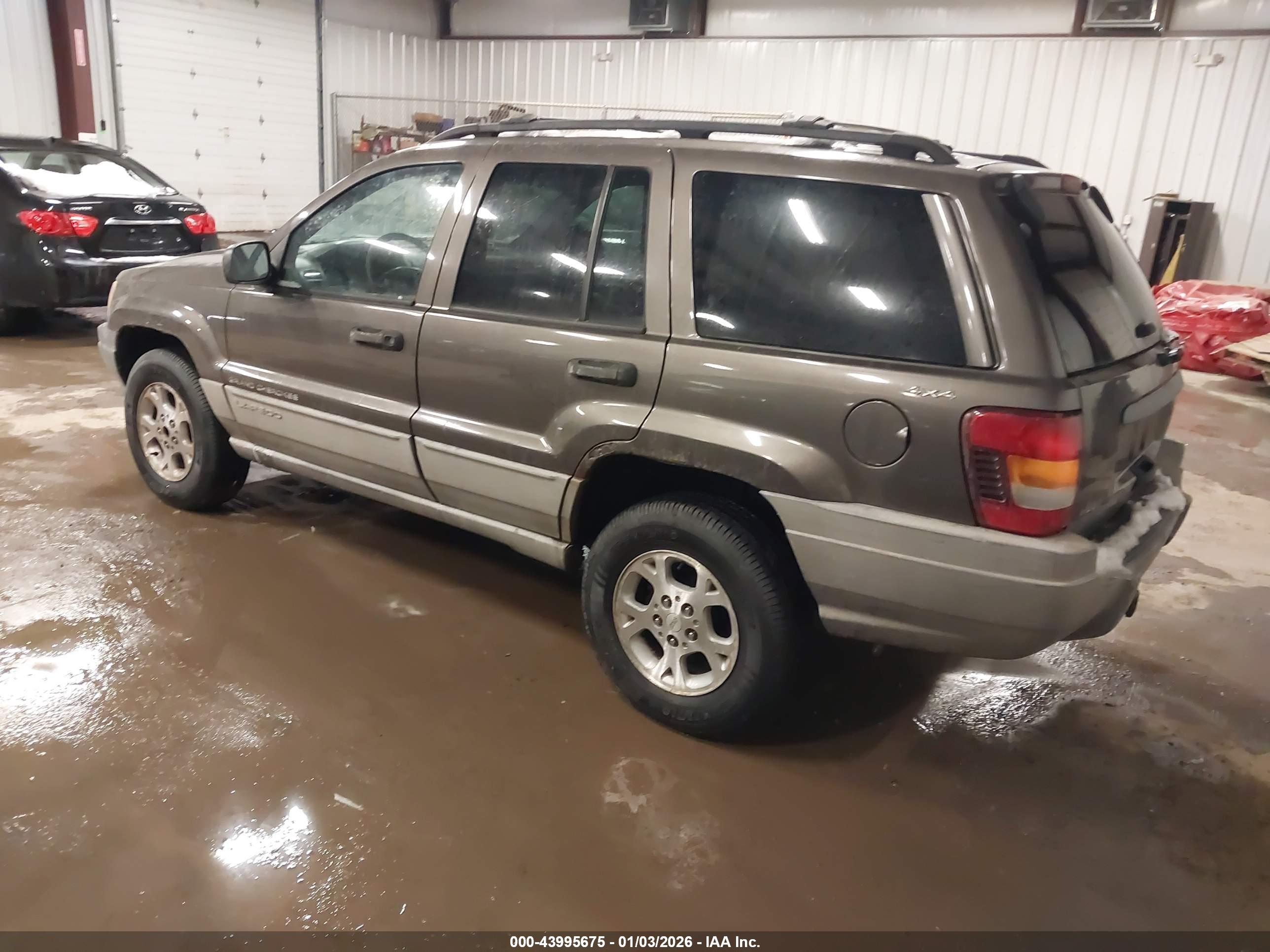 JEEP GRAND image 3