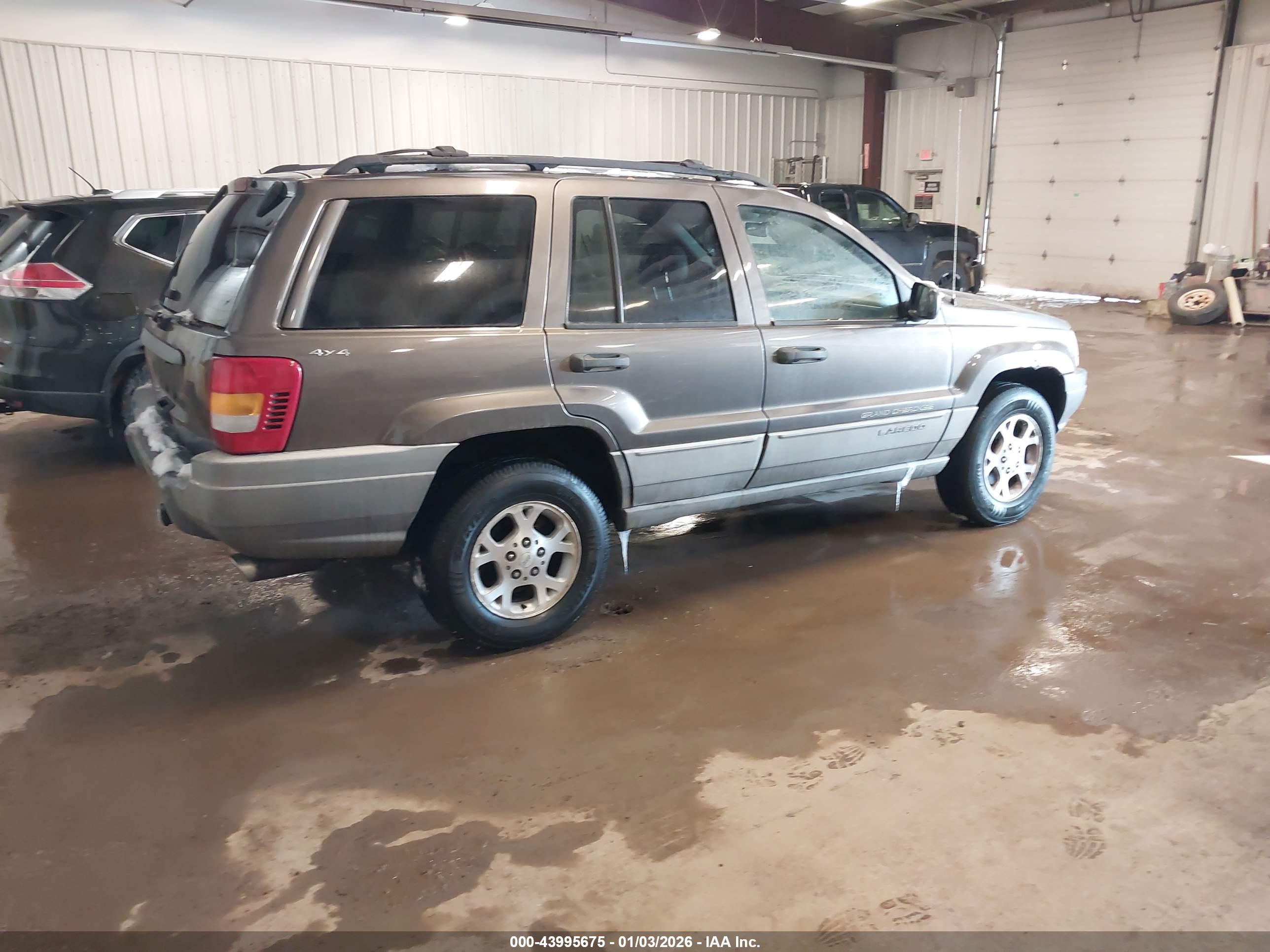 JEEP GRAND image 4