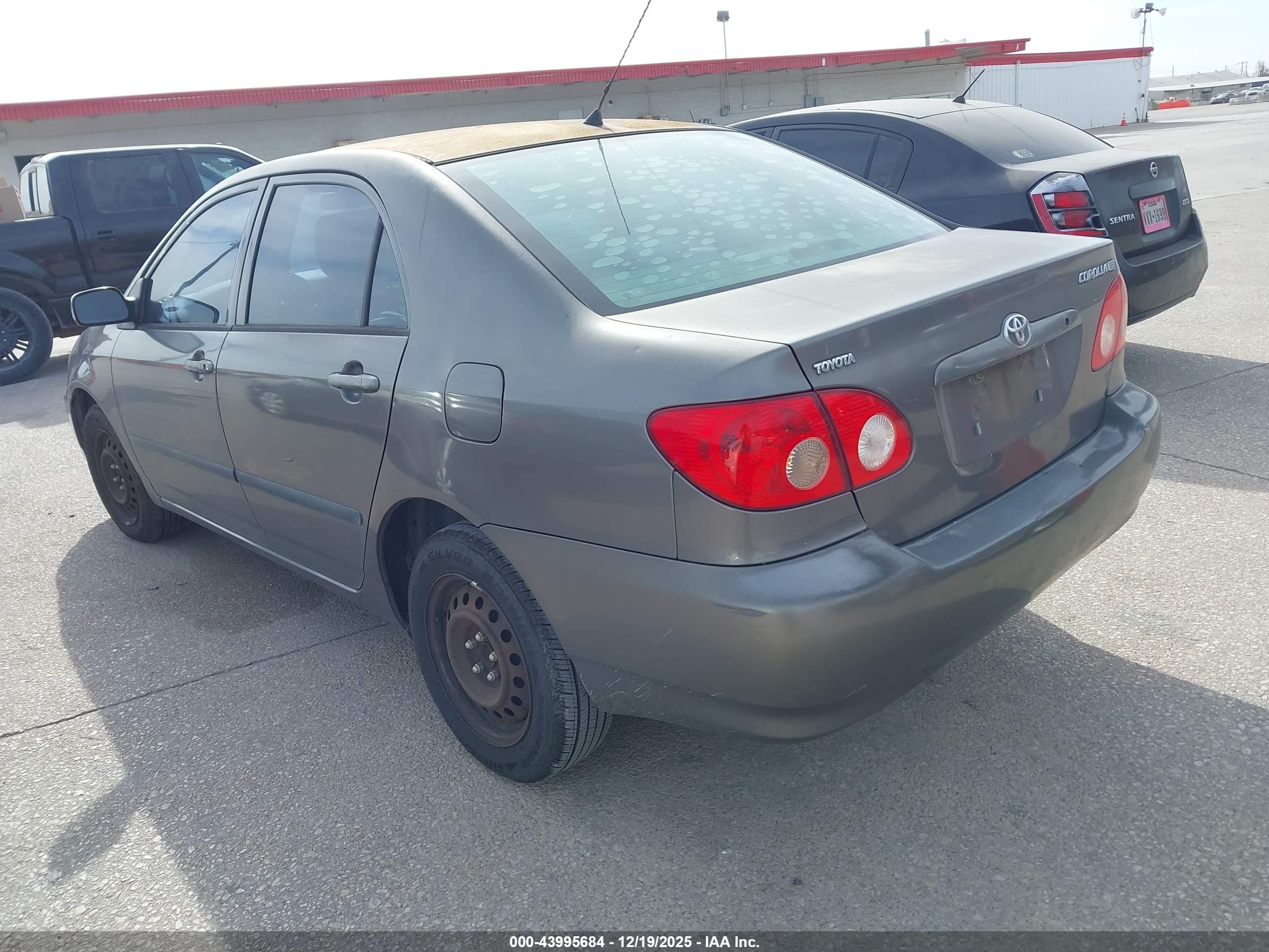 TOYOTA COROLLA image 3