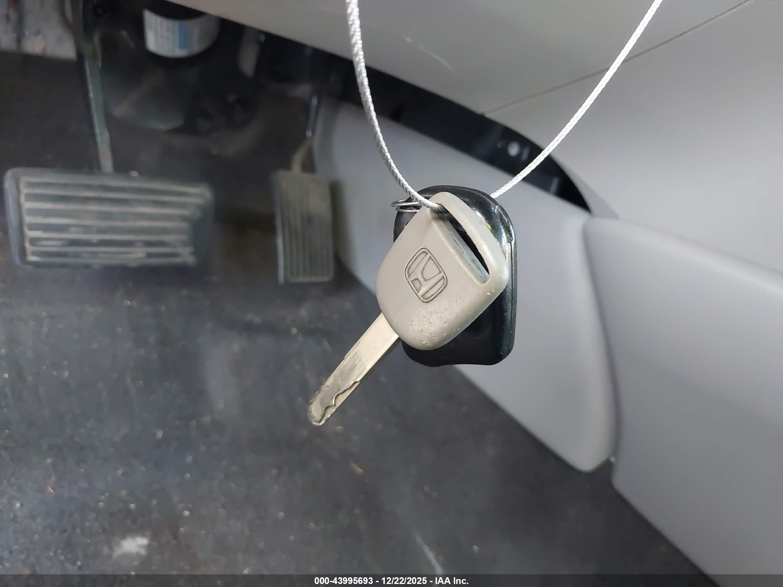 HONDA ACCORD image 11