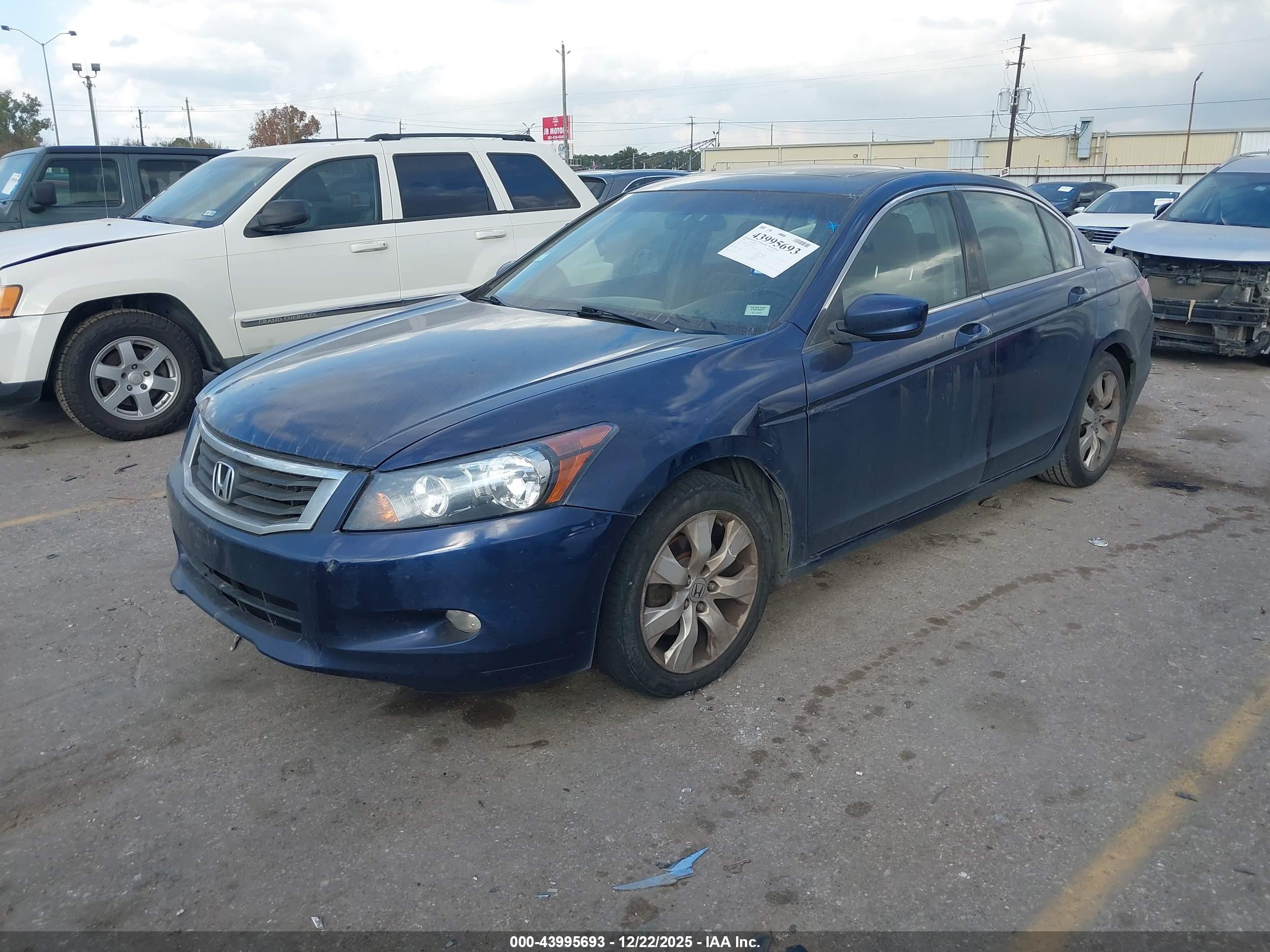 HONDA ACCORD image 2