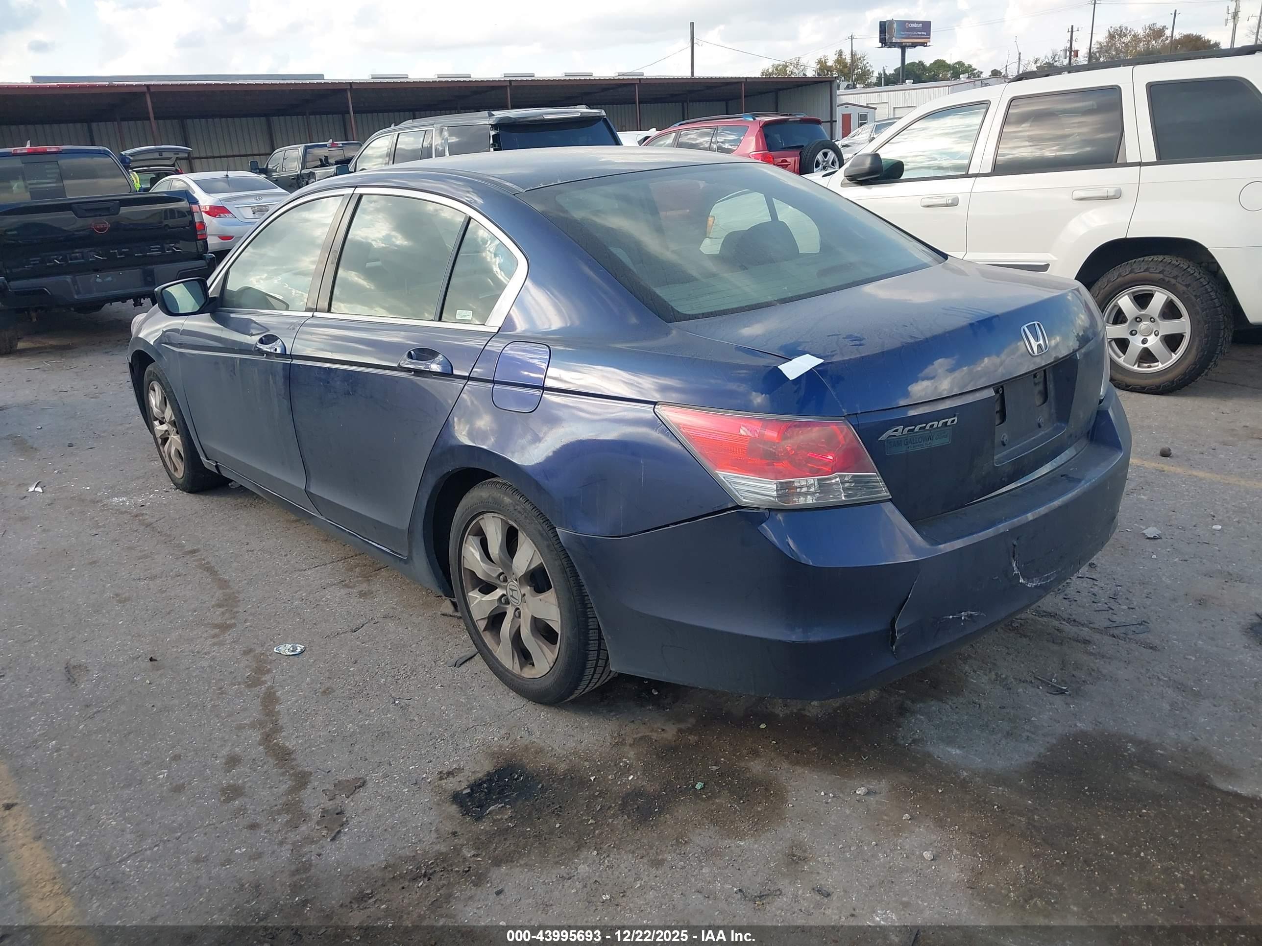 HONDA ACCORD image 3