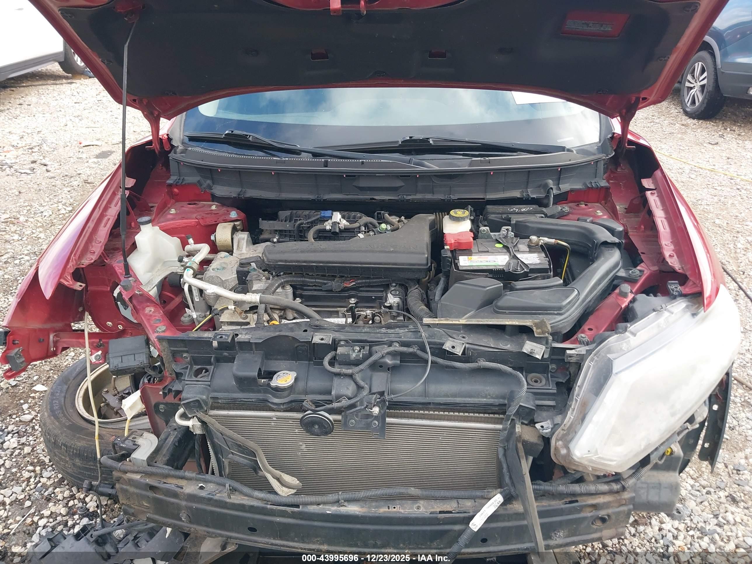 NISSAN ROGUE image 10