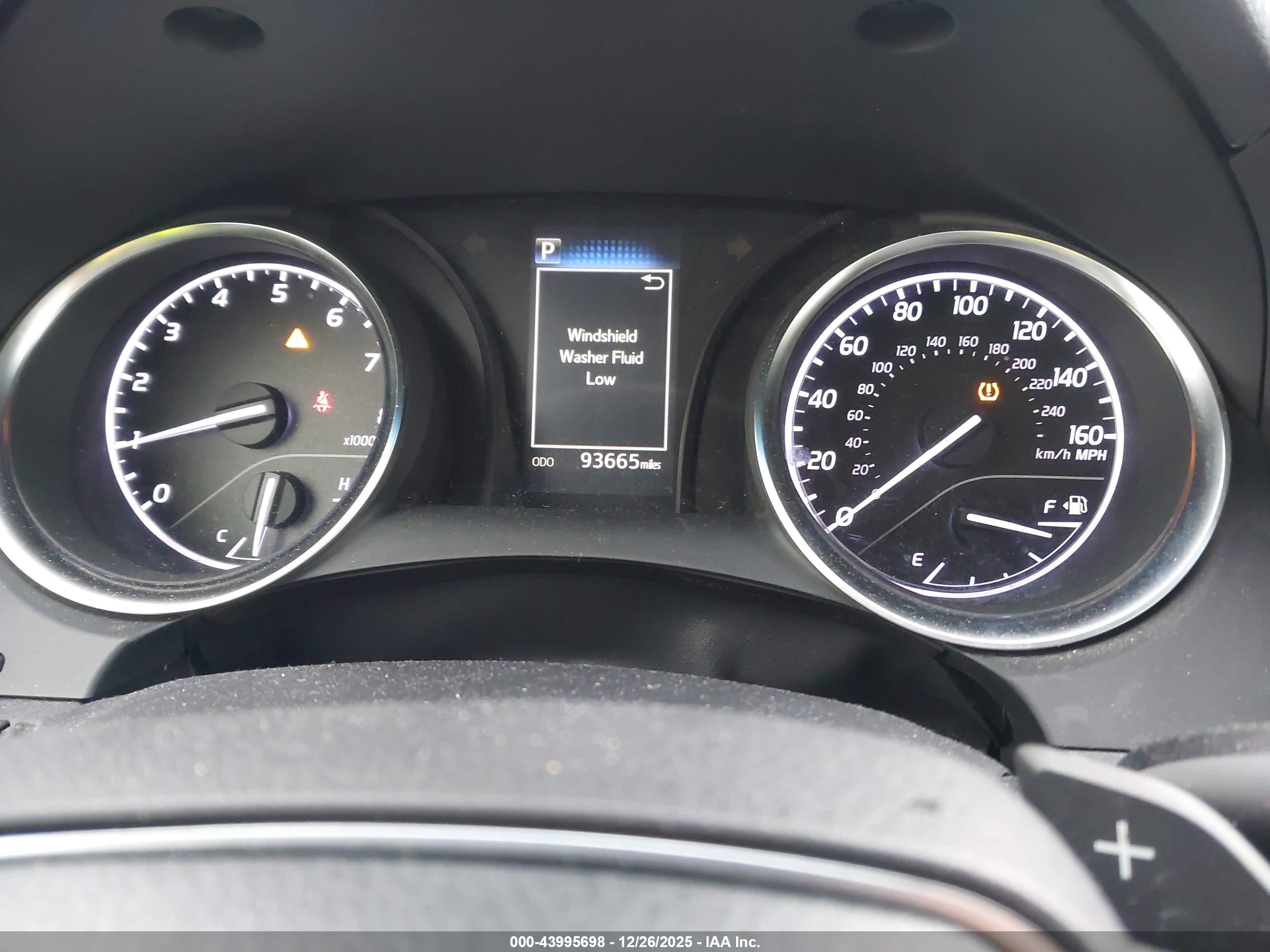 TOYOTA CAMRY image 7
