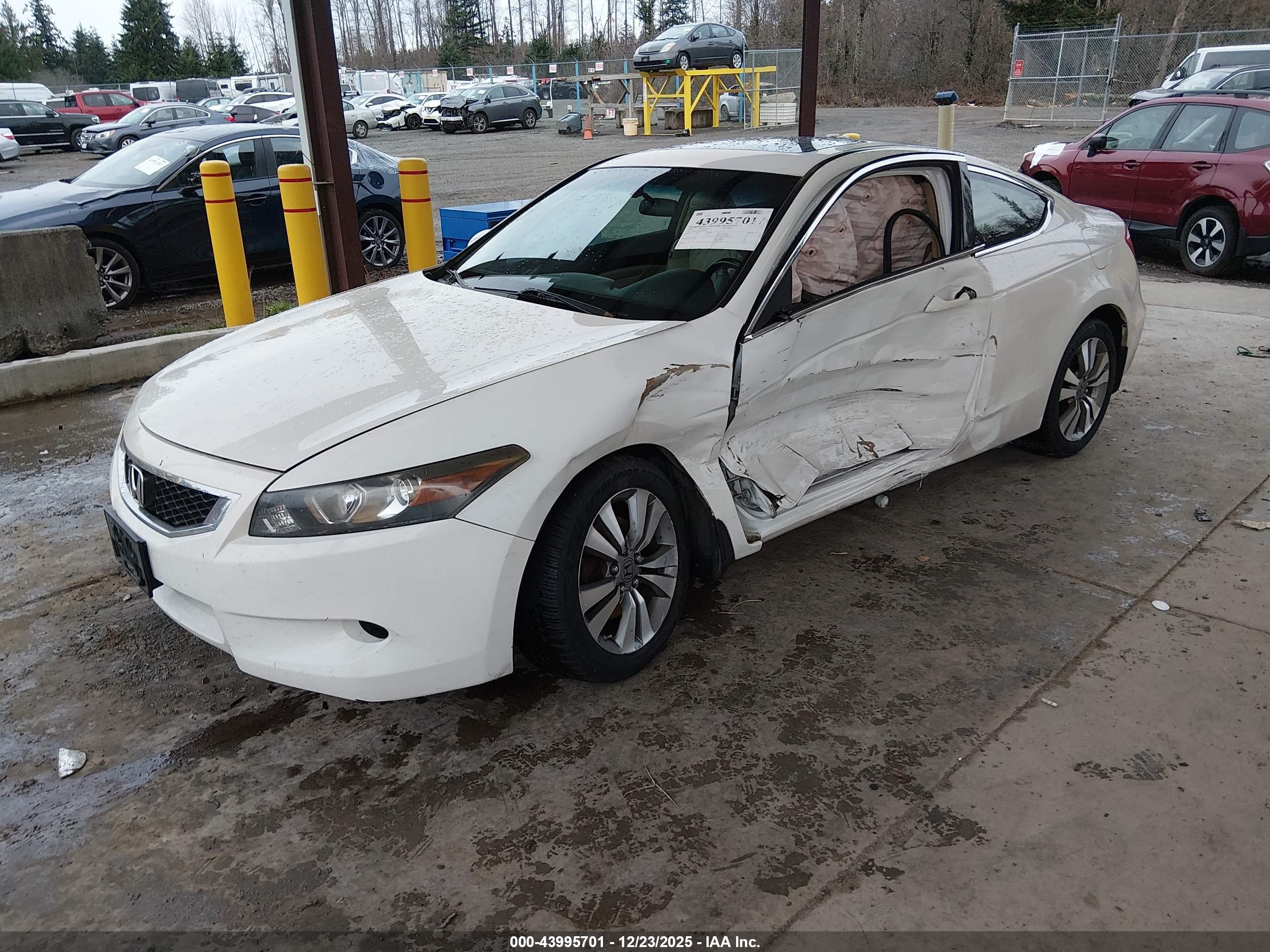 HONDA ACCORD image 2